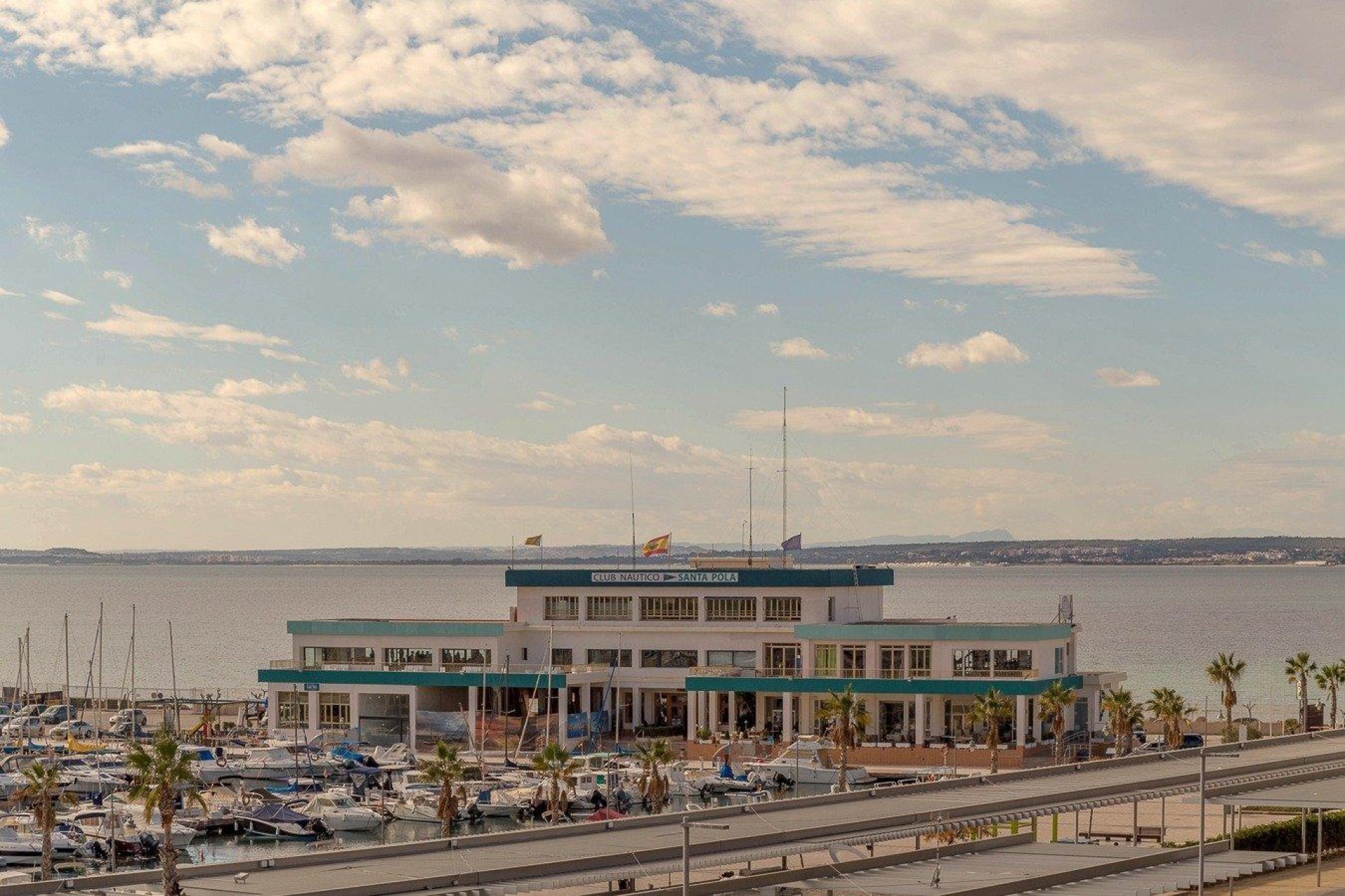 Resale - Apartment / flat - Santa Pola - Centro