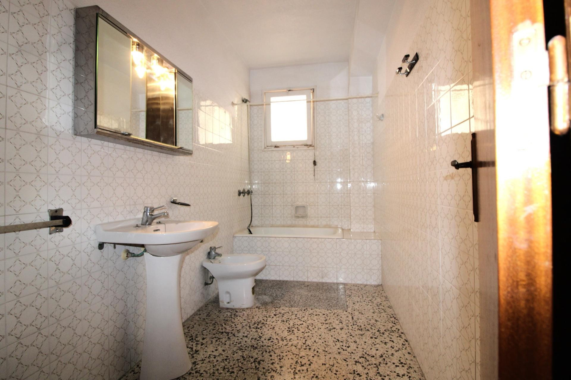 Resale - Apartment / flat - Santa Pola - Centro