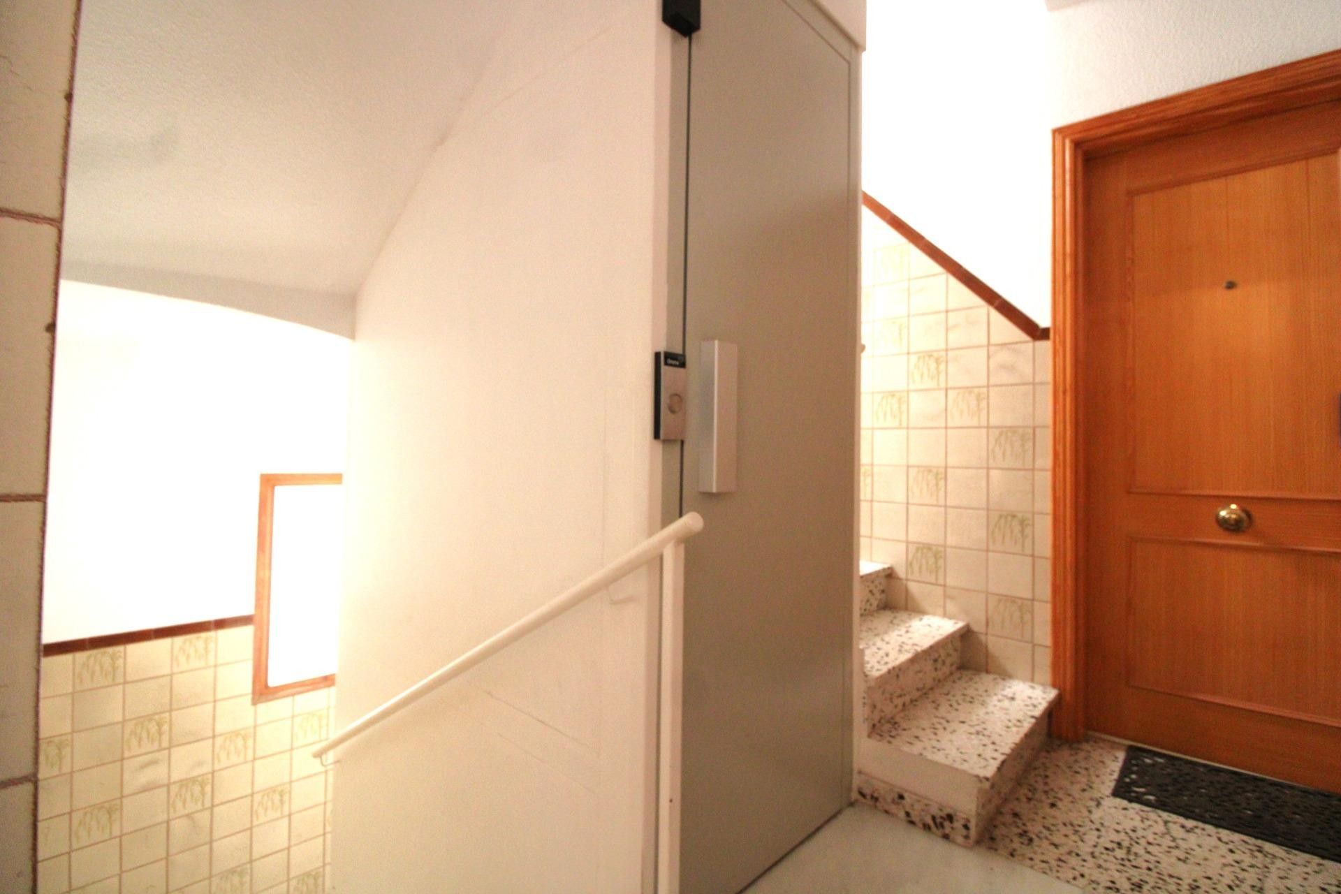 Resale - Apartment / flat - Santa Pola - Centro