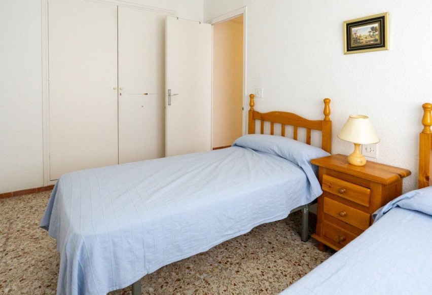 Resale - Apartment / flat - Santa Pola - Club nautico
