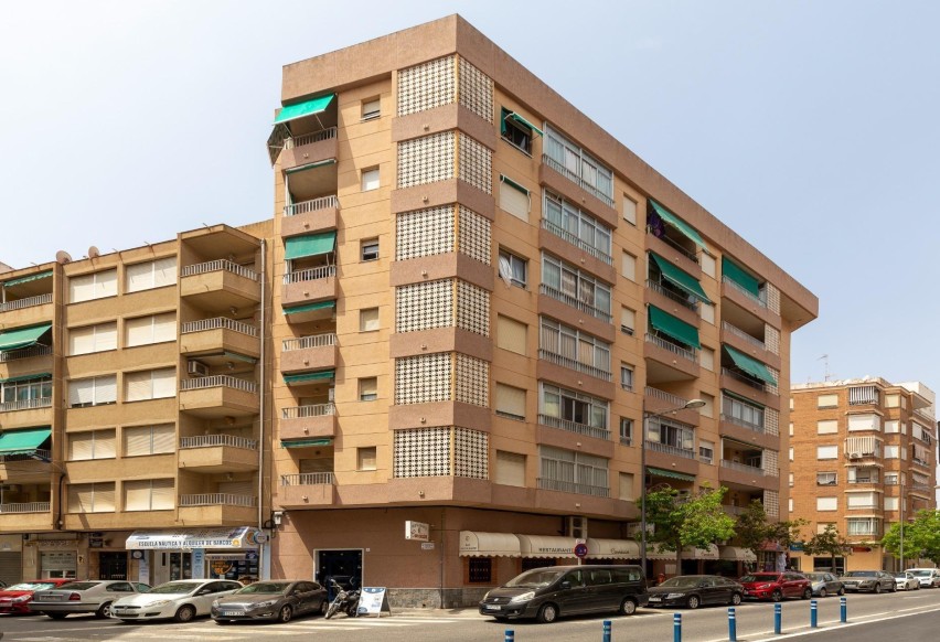 Resale - Apartment / flat - Santa Pola - Club nautico