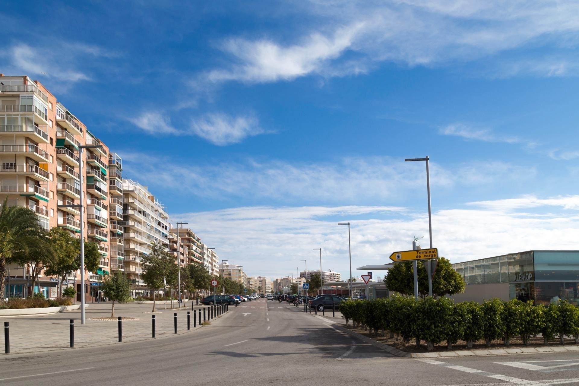 Resale - Apartment / flat - Santa Pola - Club nautico