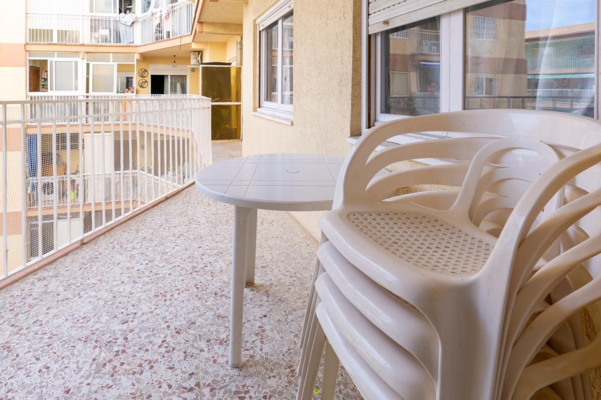 Resale - Apartment / flat - Santa Pola - Club nautico