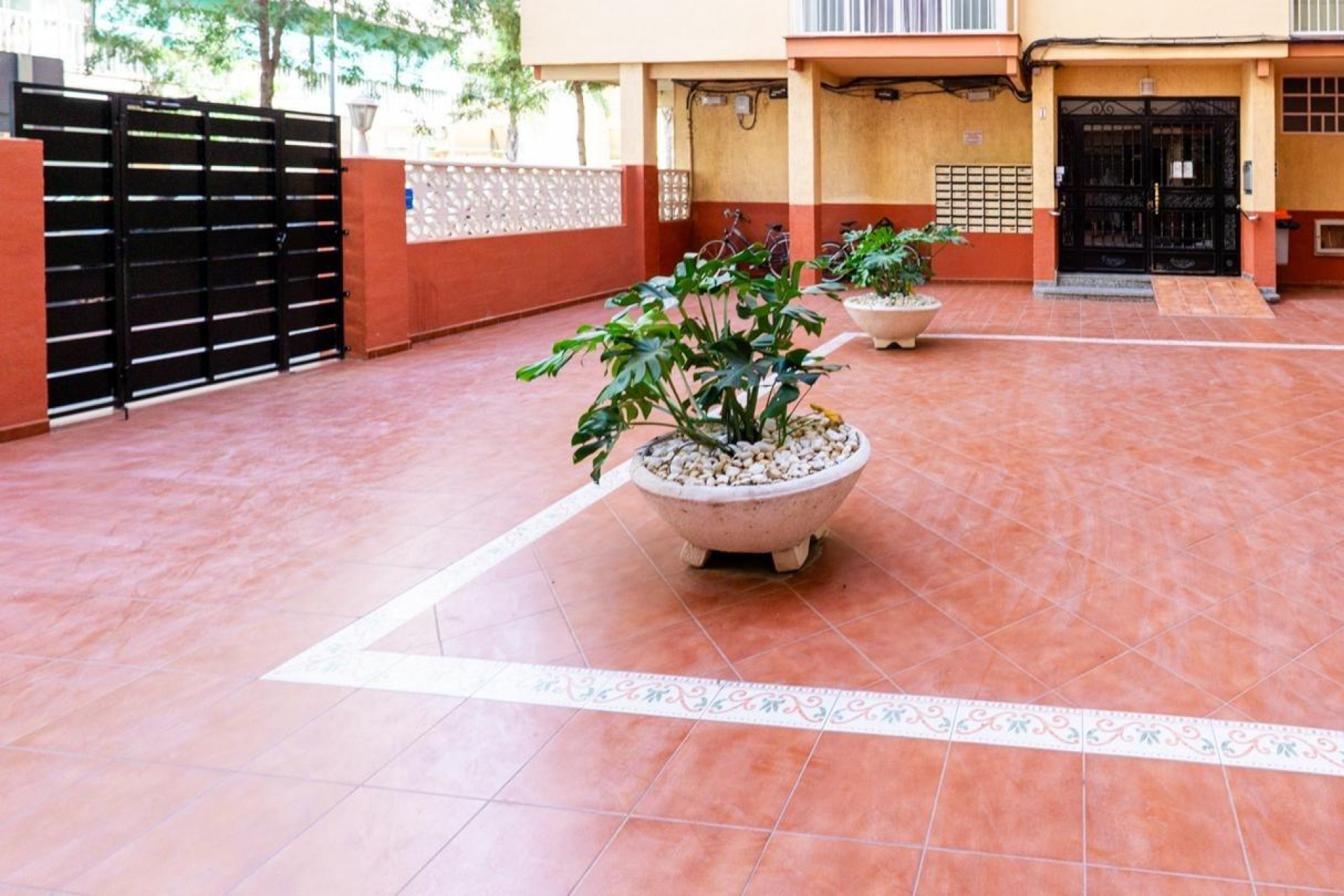 Resale - Apartment / flat - Santa Pola - Club nautico