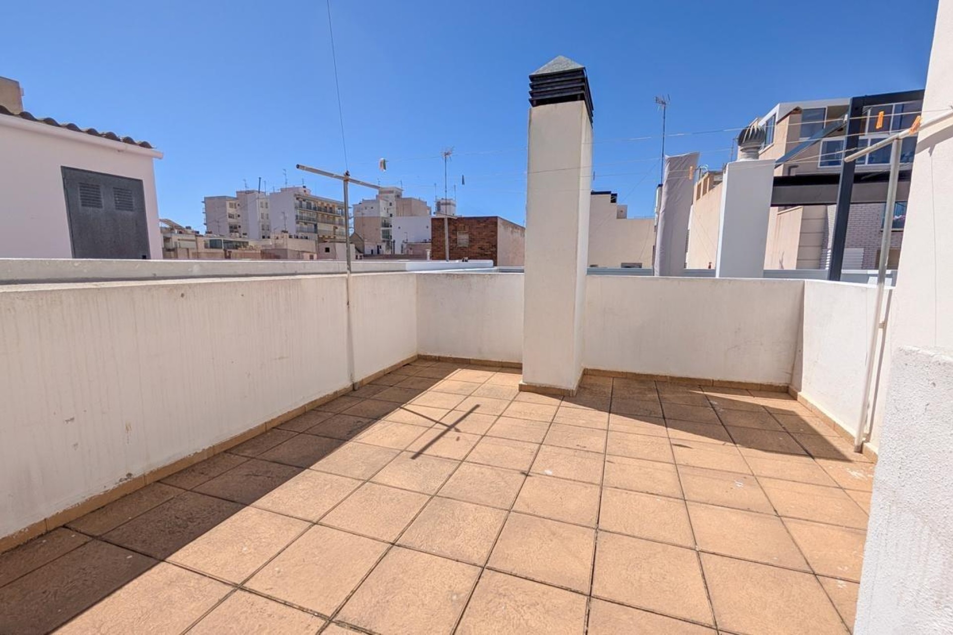Resale - Apartment / flat - Santa Pola - Playa Levante
