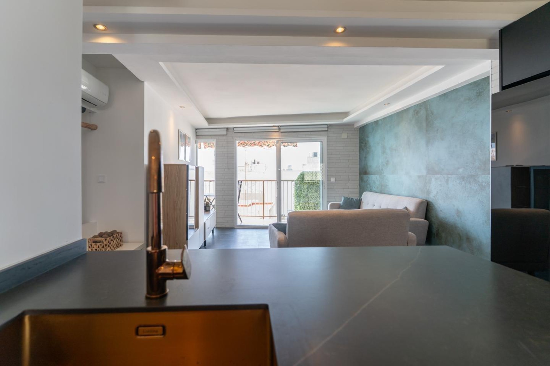 Resale - Apartment / flat - Santa Pola - Playa Levante