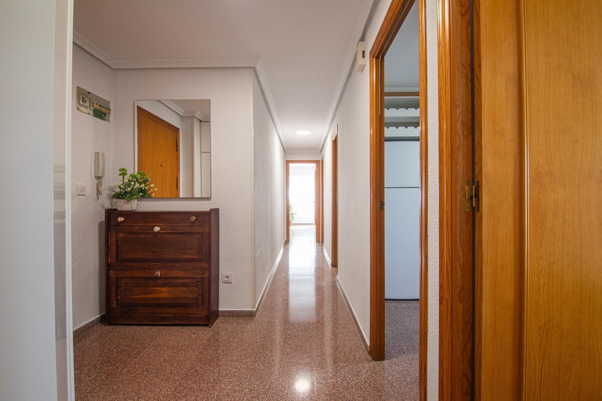 Resale - Apartment / flat - Santa Pola - Playa Levante