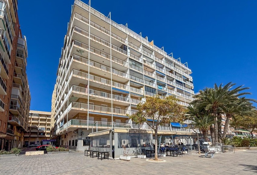 Resale - Apartment / flat - Santa Pola - Playa Levante