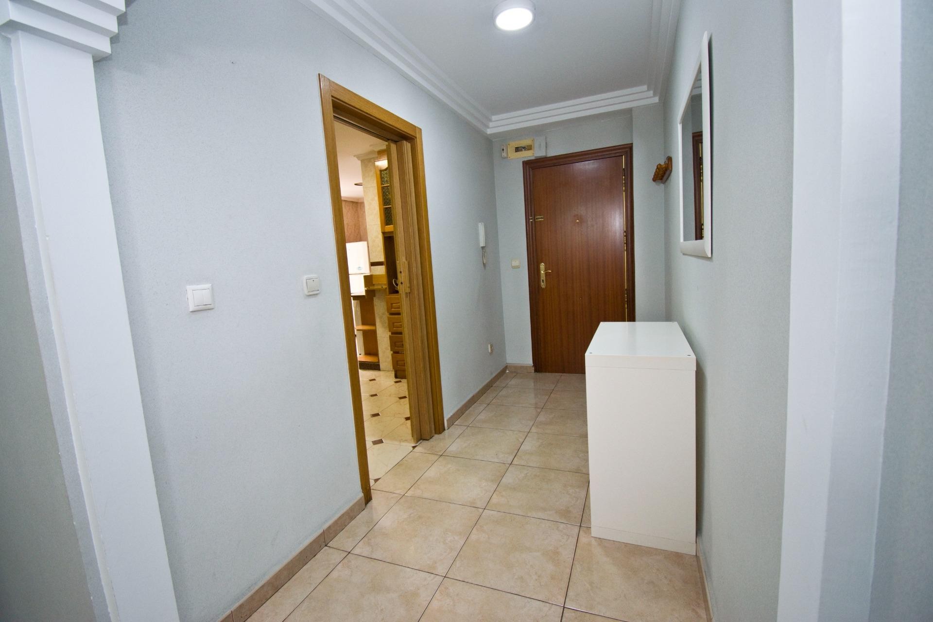 Resale - Apartment / flat - Santa Pola - Playa Levante