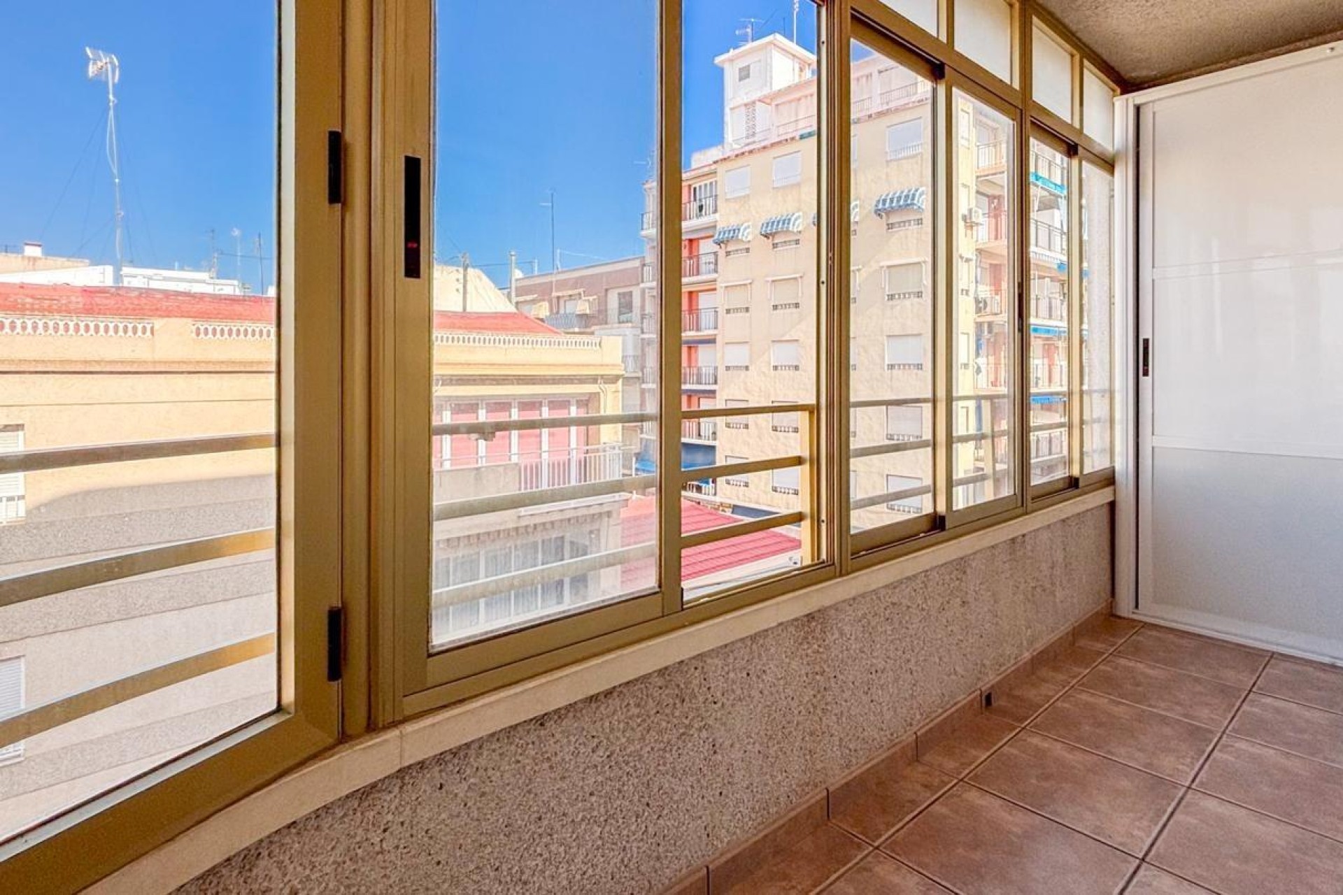 Resale - Apartment / flat - Santa Pola - Playa Levante