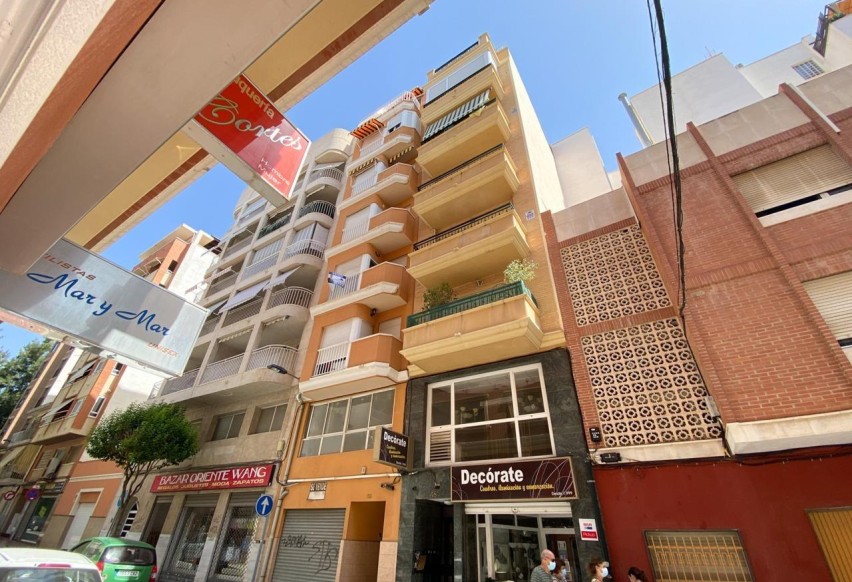 Resale - Apartment / flat - Santa Pola - Playa Levante