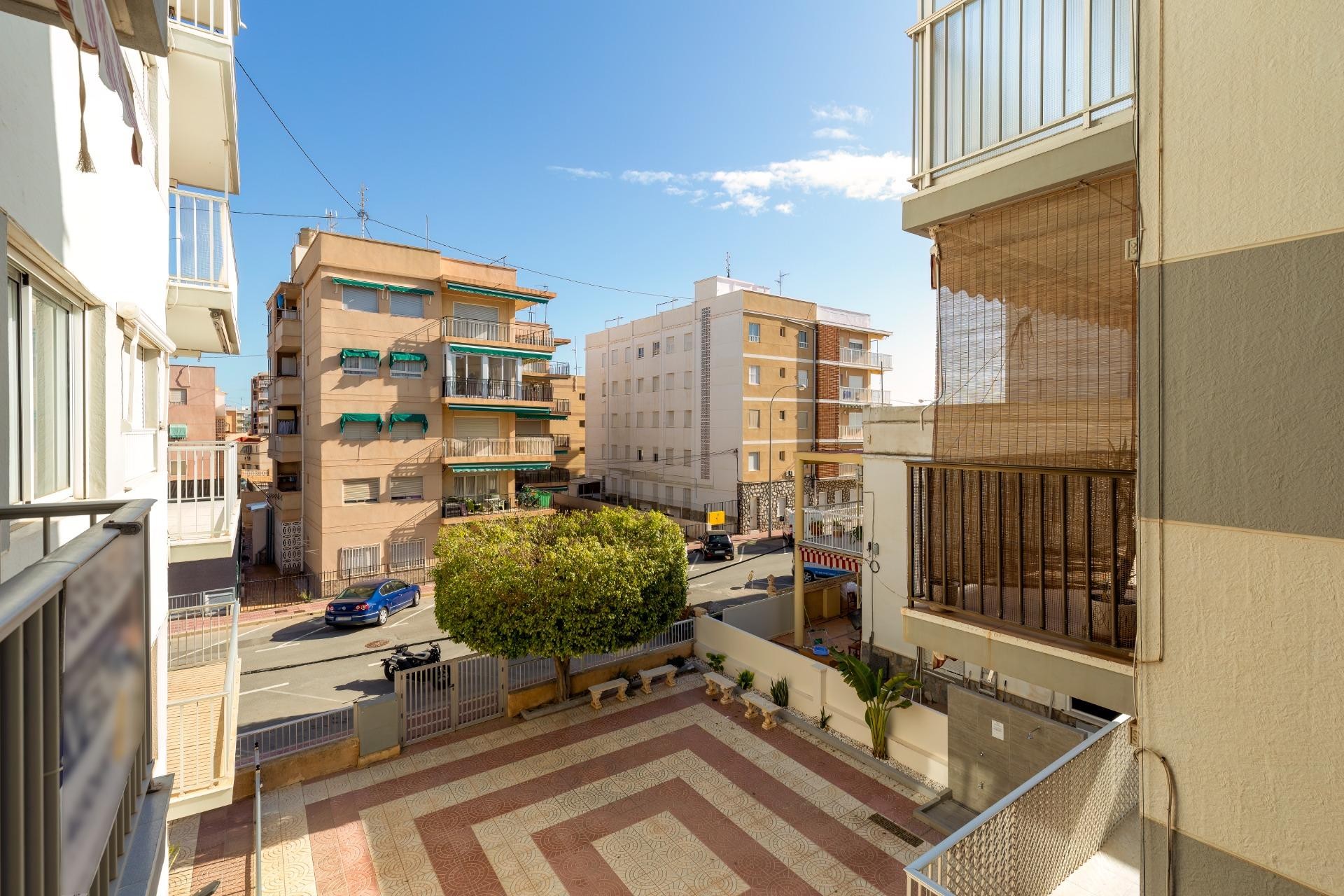 Resale - Apartment / flat - Santa Pola - Playa Lisa