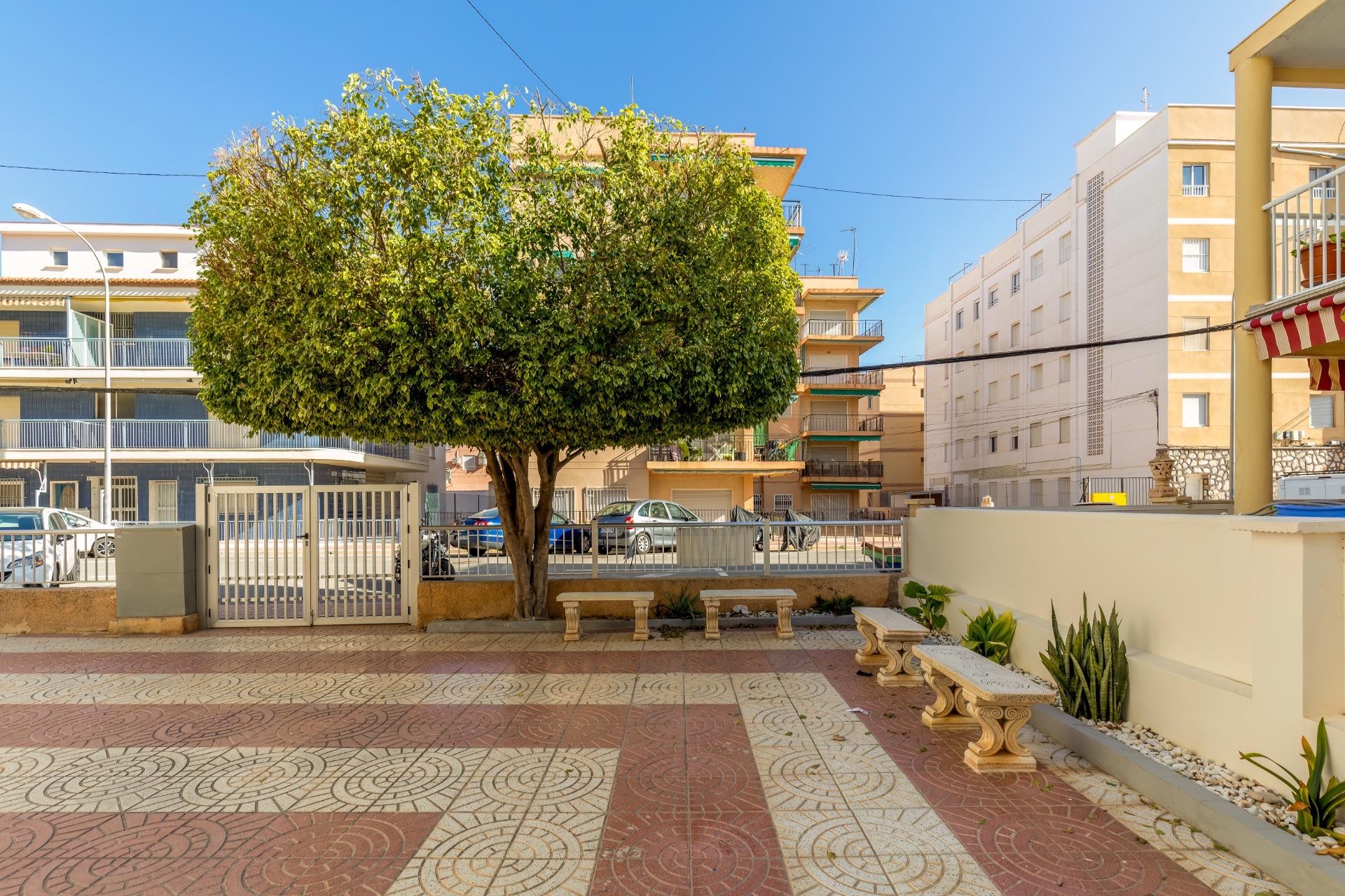 Resale - Apartment / flat - Santa Pola - Playa Lisa