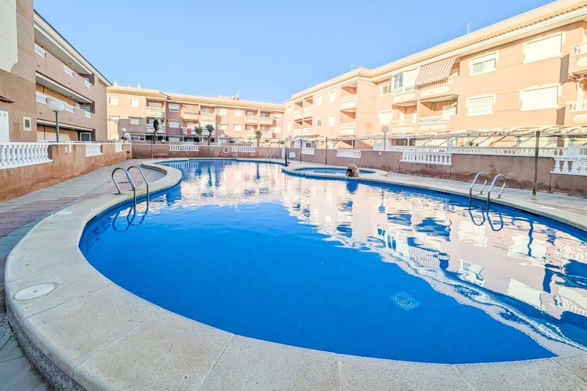 Resale - Apartment / flat - Santa Pola - Playa Lisa