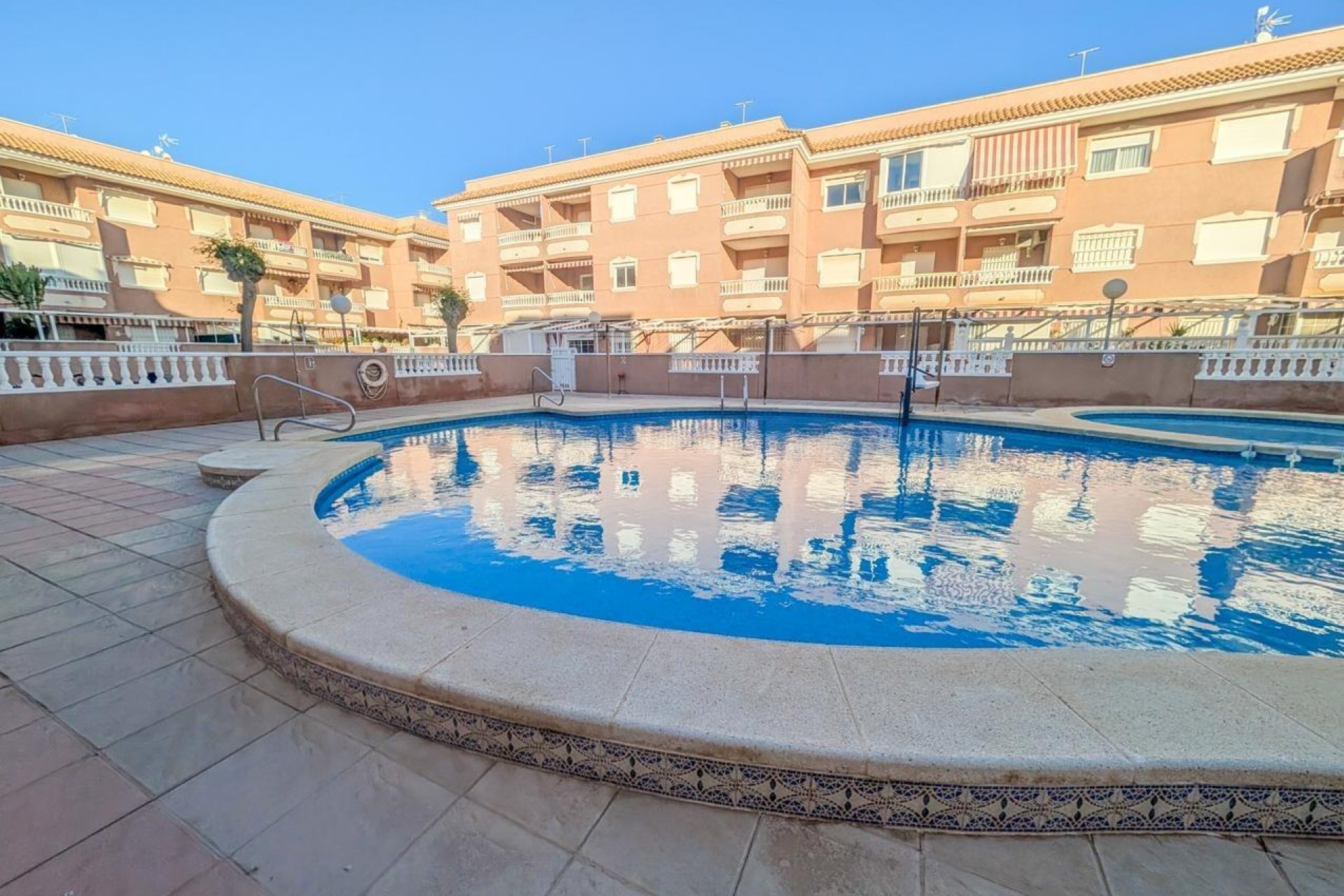 Resale - Apartment / flat - Santa Pola - Playa Lisa