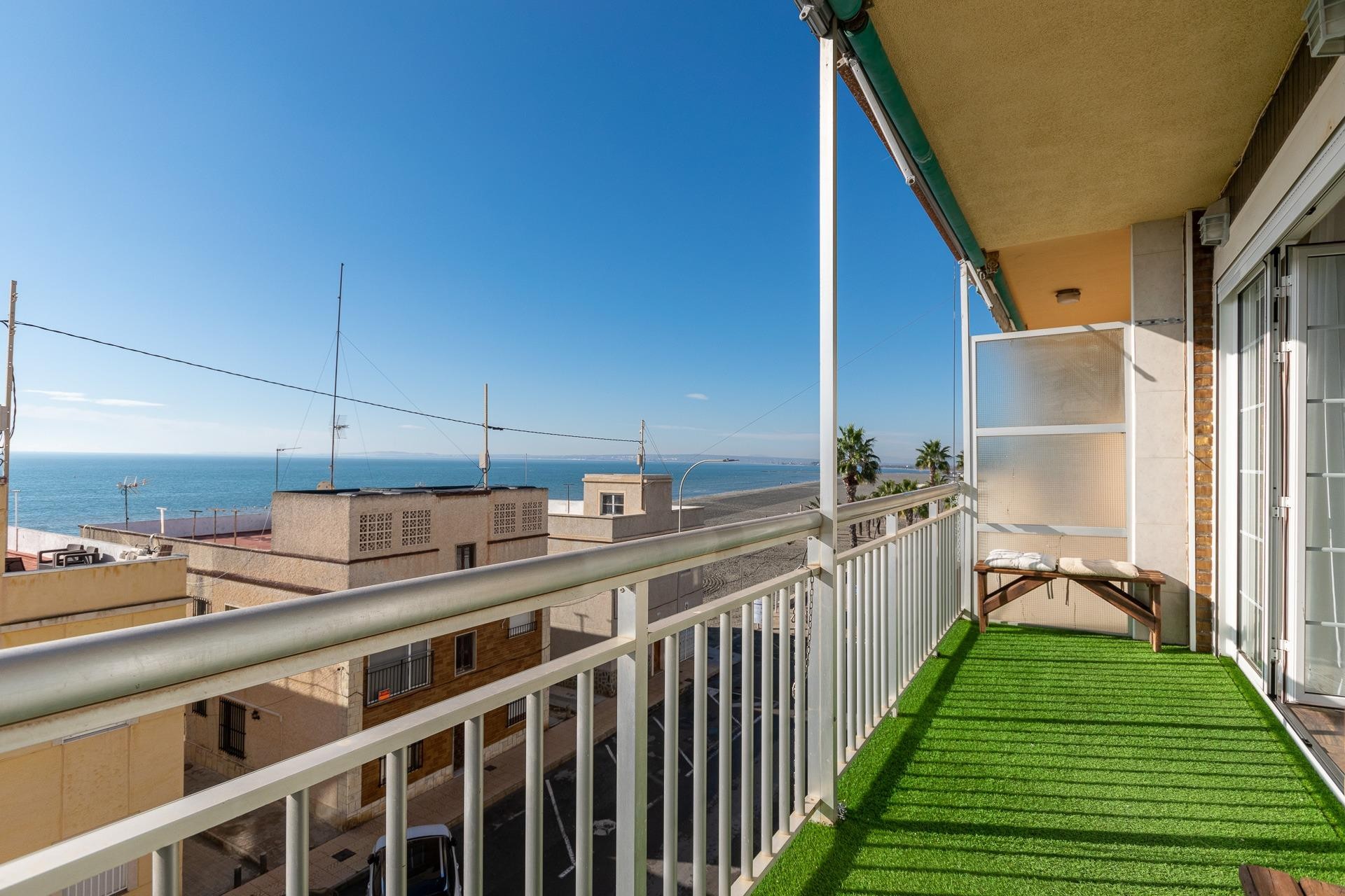 Resale - Apartment / flat - Santa Pola - Playa Lisa