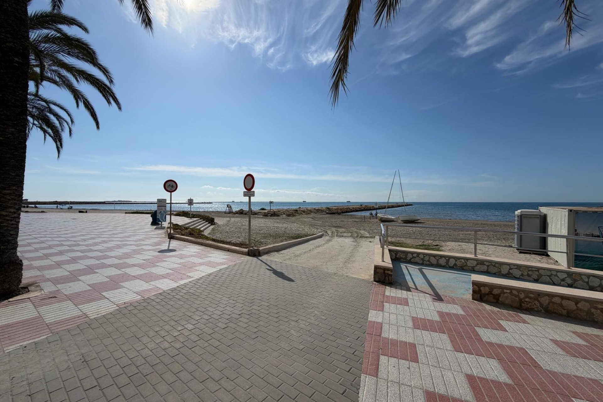 Resale - Apartment / flat - Santa Pola - Santiago bernabeu