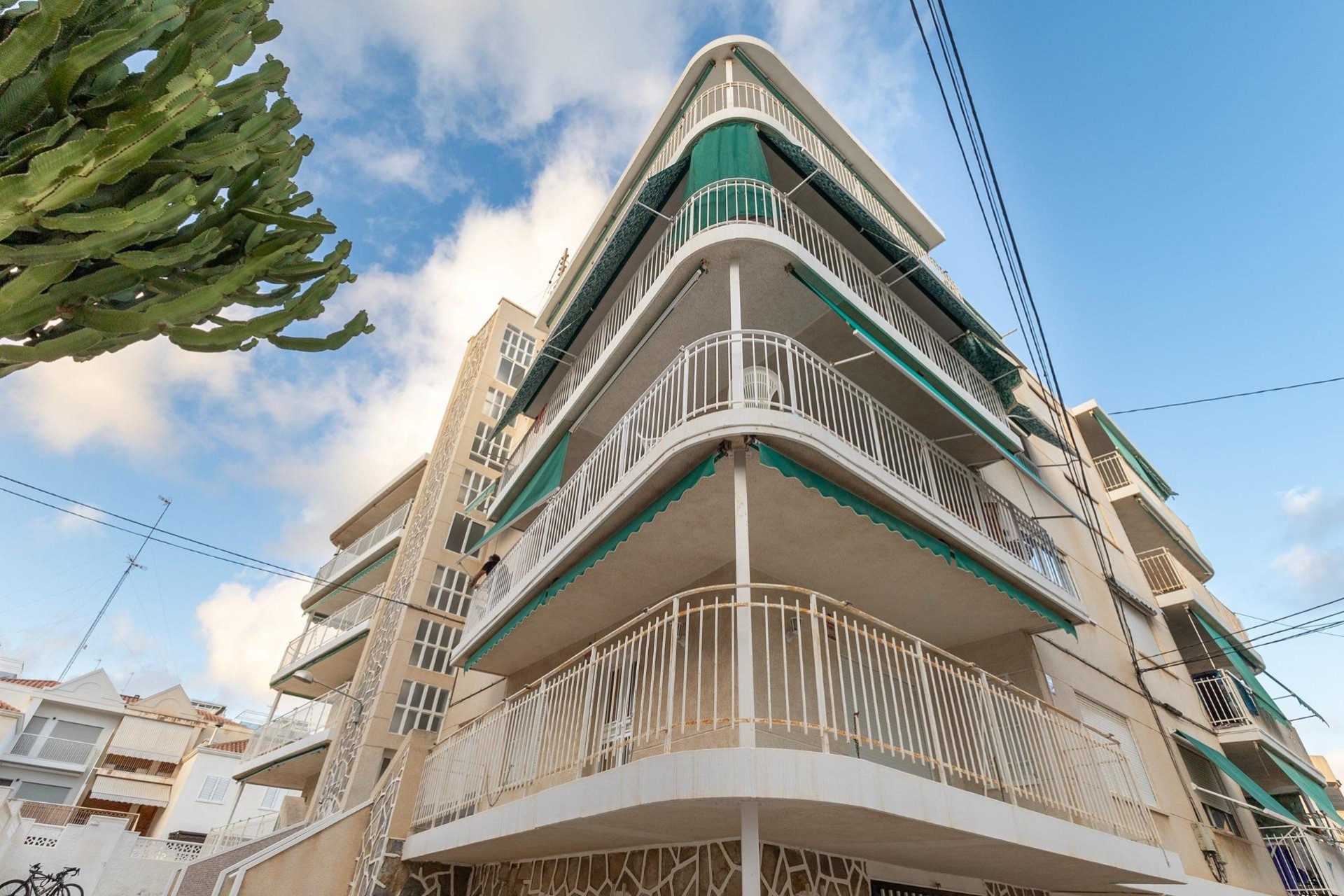 Resale - Apartment / flat - Santa Pola - Santiago bernabeu