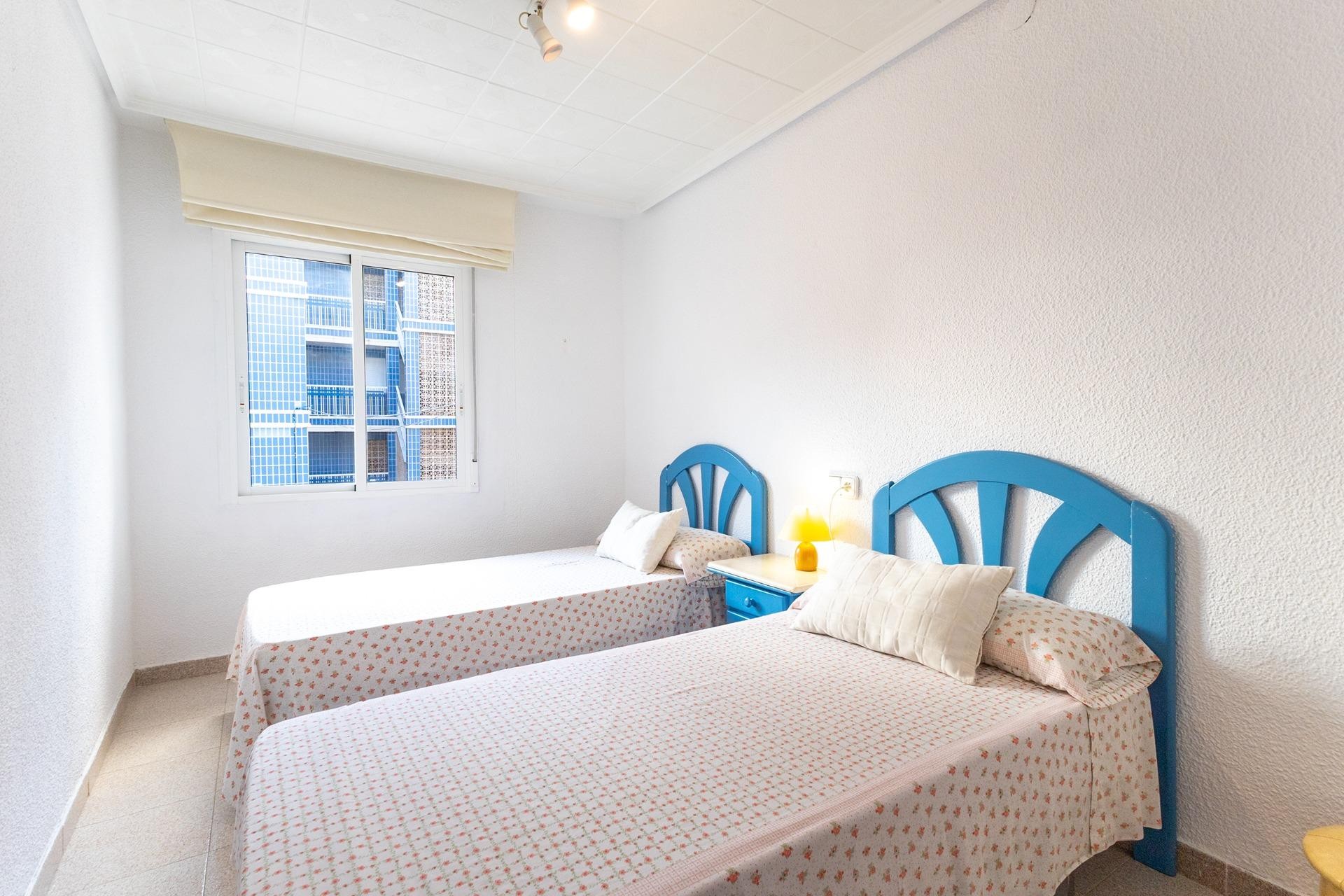 Resale - Apartment / flat - Santa Pola - Santiago bernabeu