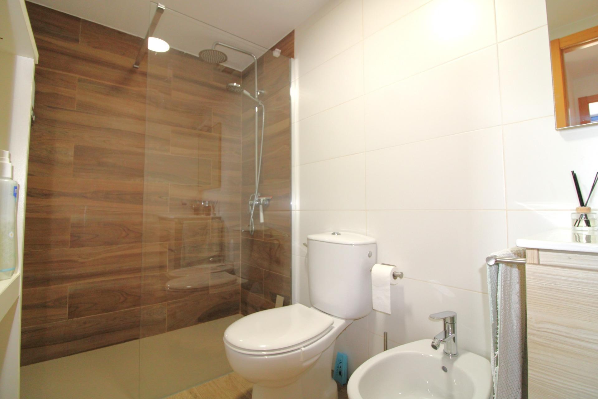 Resale - Apartment / flat - Santa Pola - Zona norte