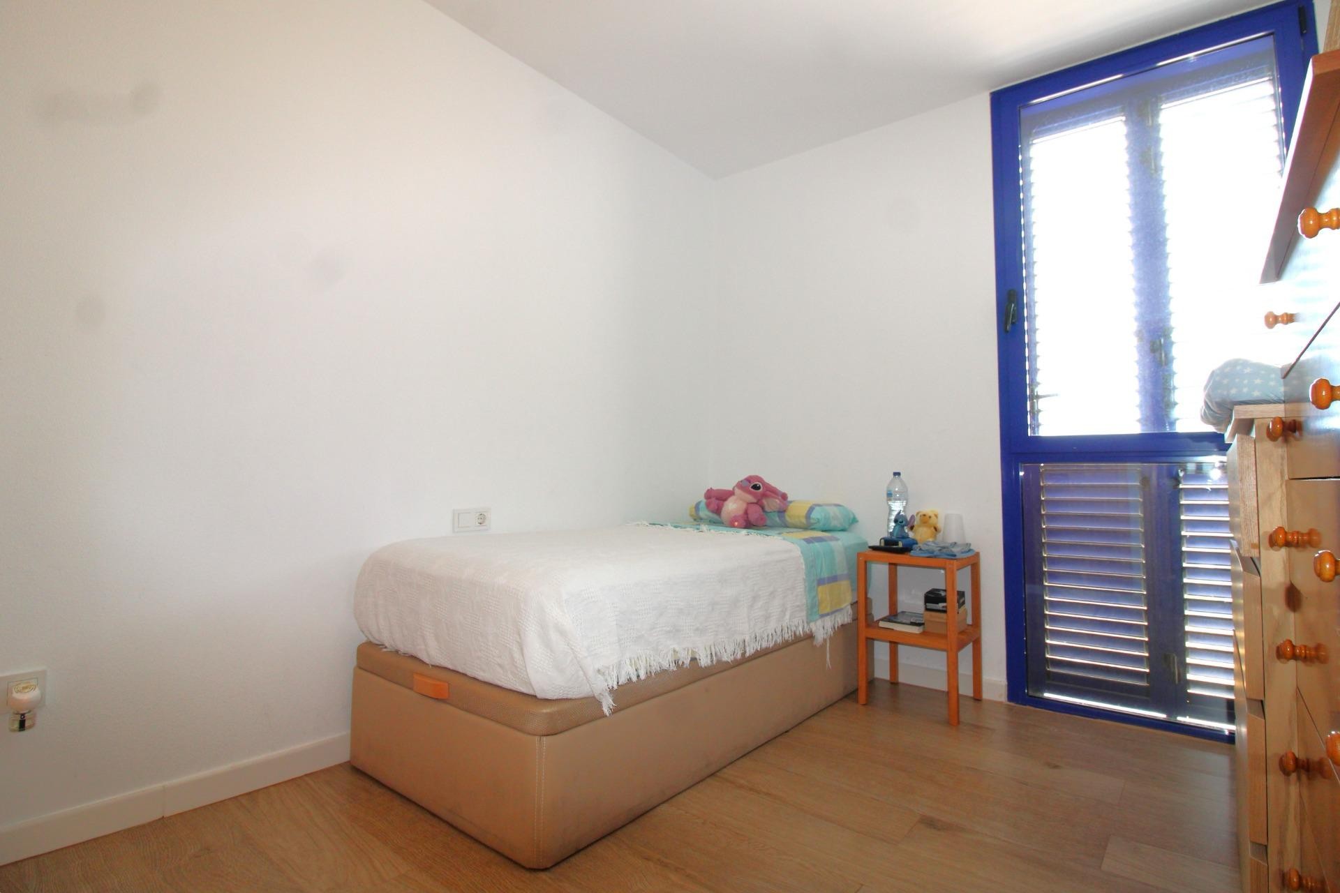 Resale - Apartment / flat - Santa Pola - Zona norte