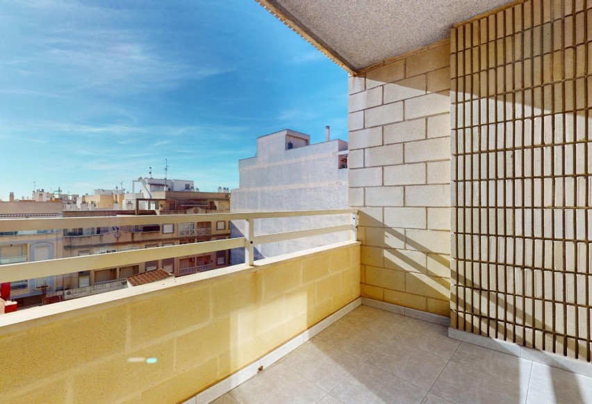 Resale - Apartment / flat - Torrevieja - Playa del cura