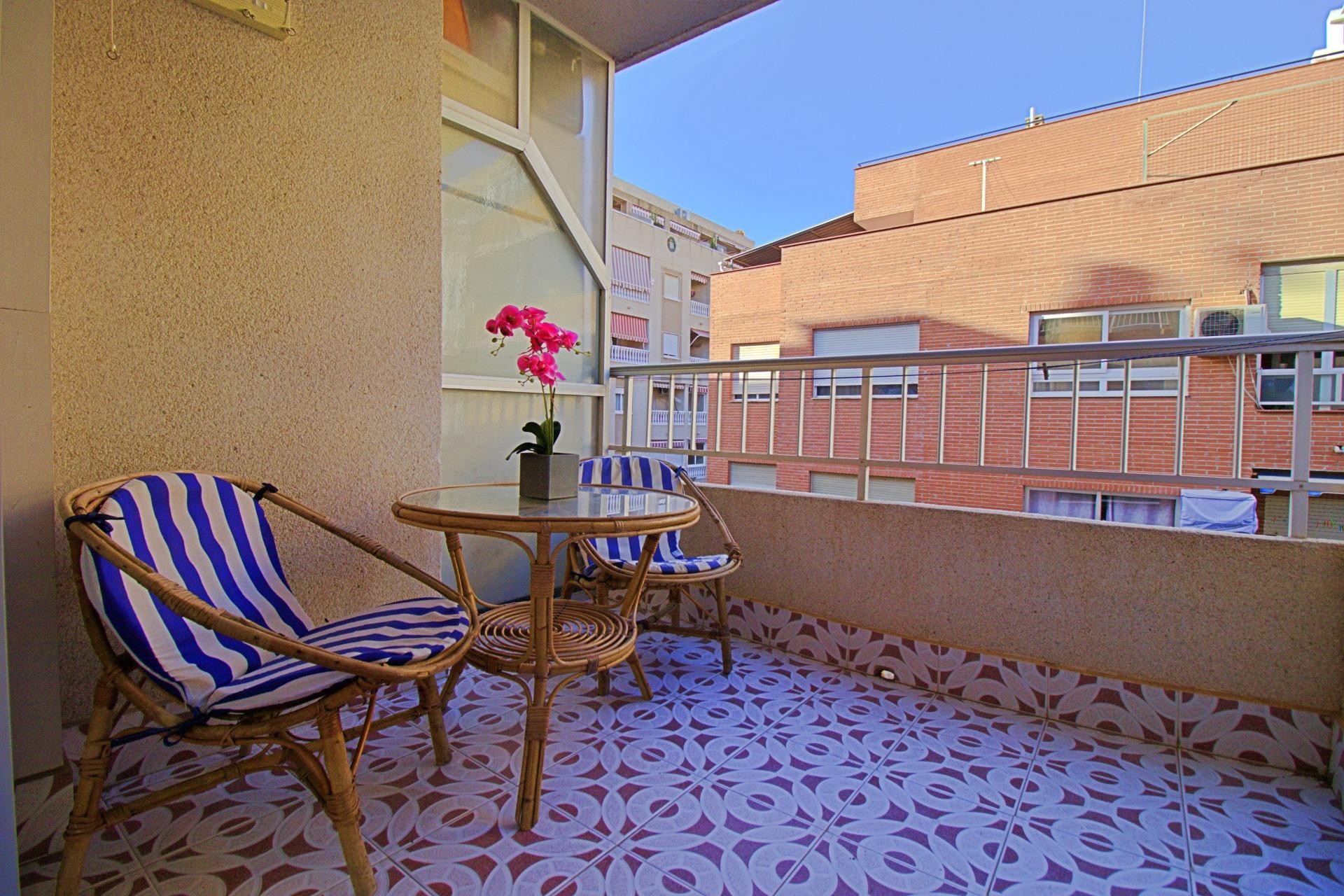 Resale - Apartment / flat - Torrevieja - Playa del cura