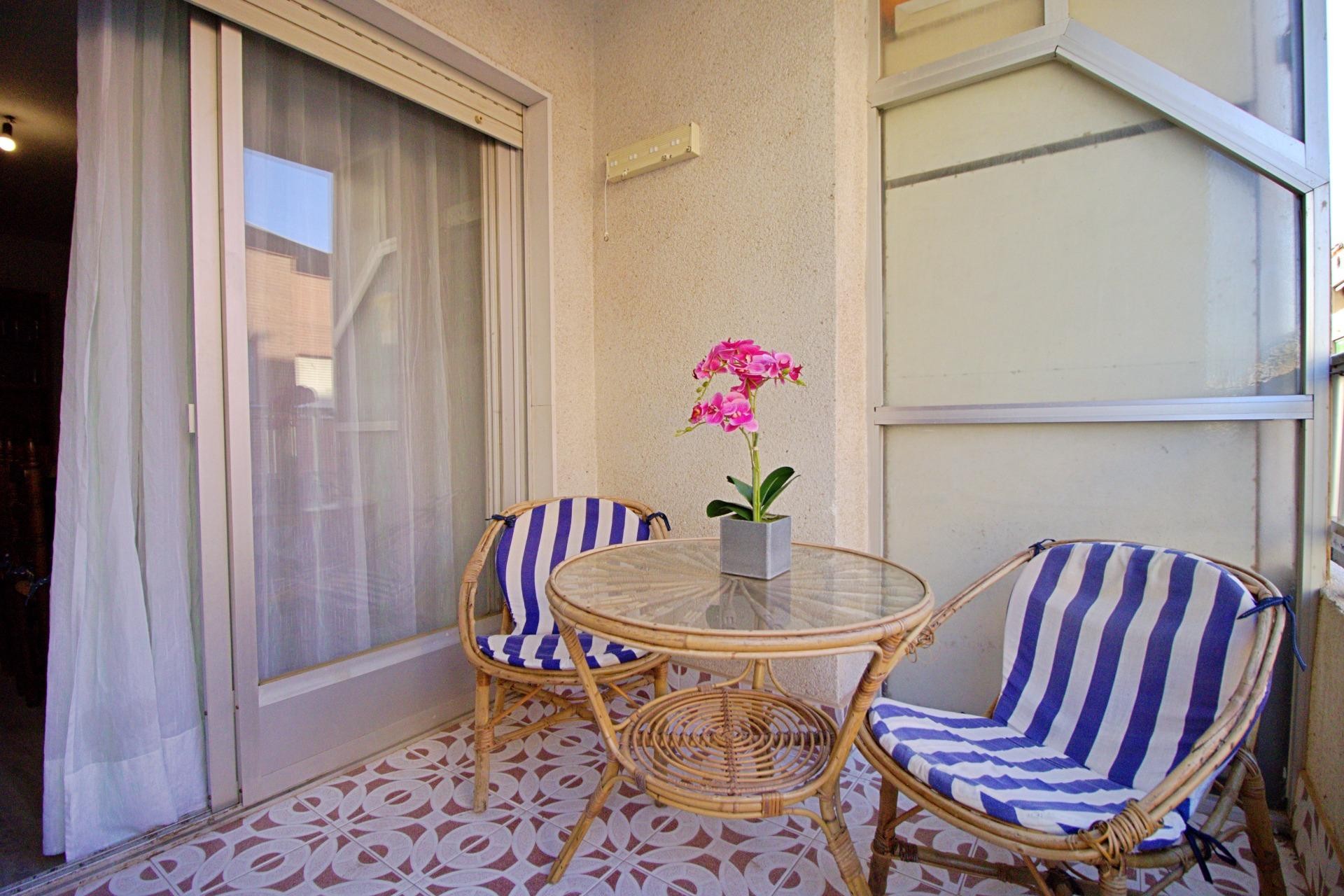 Resale - Apartment / flat - Torrevieja - Playa del cura