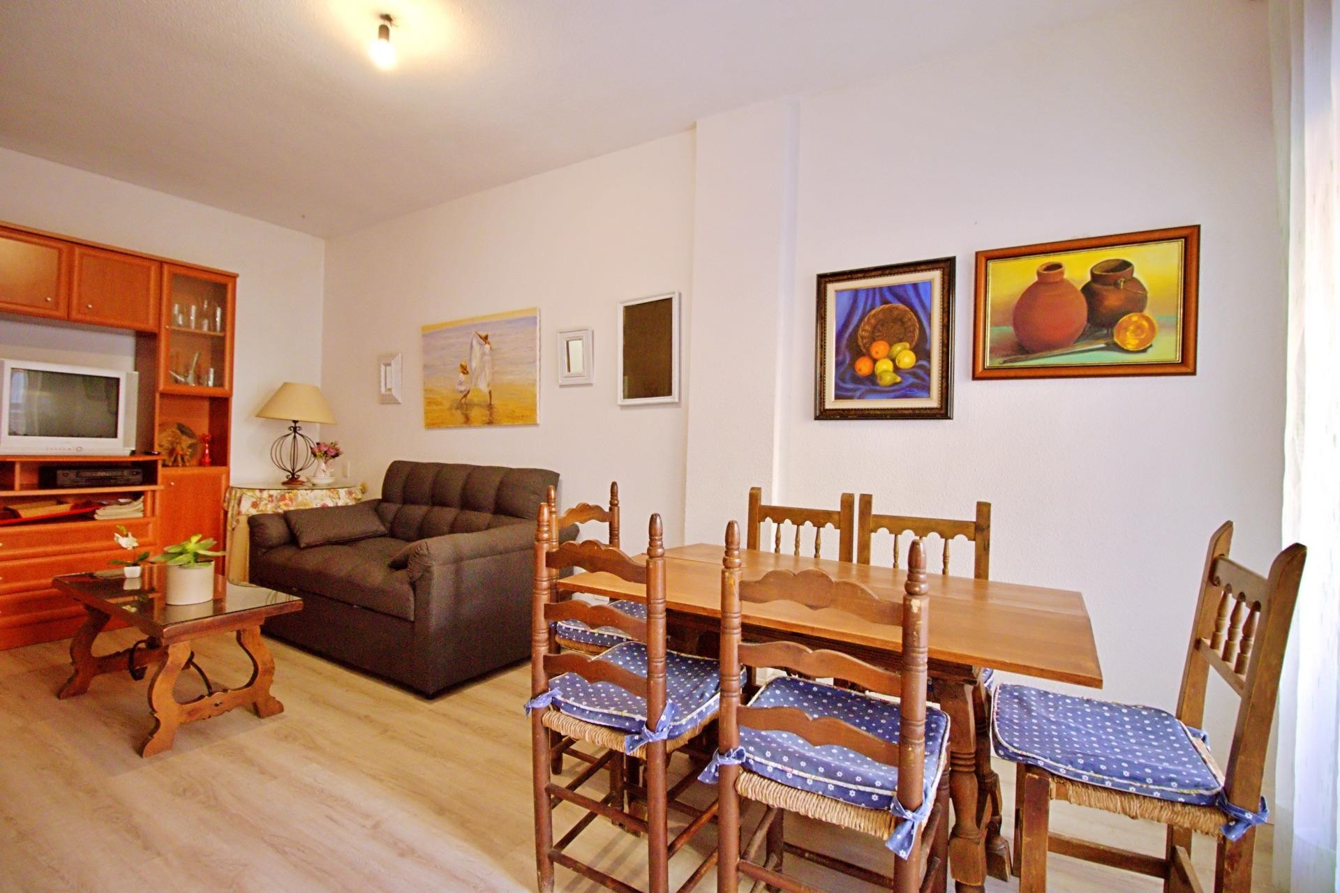 Resale - Apartment / flat - Torrevieja - Playa del cura