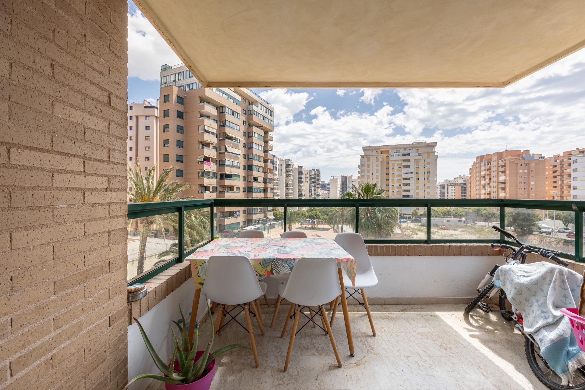 Resale - Apartment / flat - Villajoyosa - Cala Villajoyosa