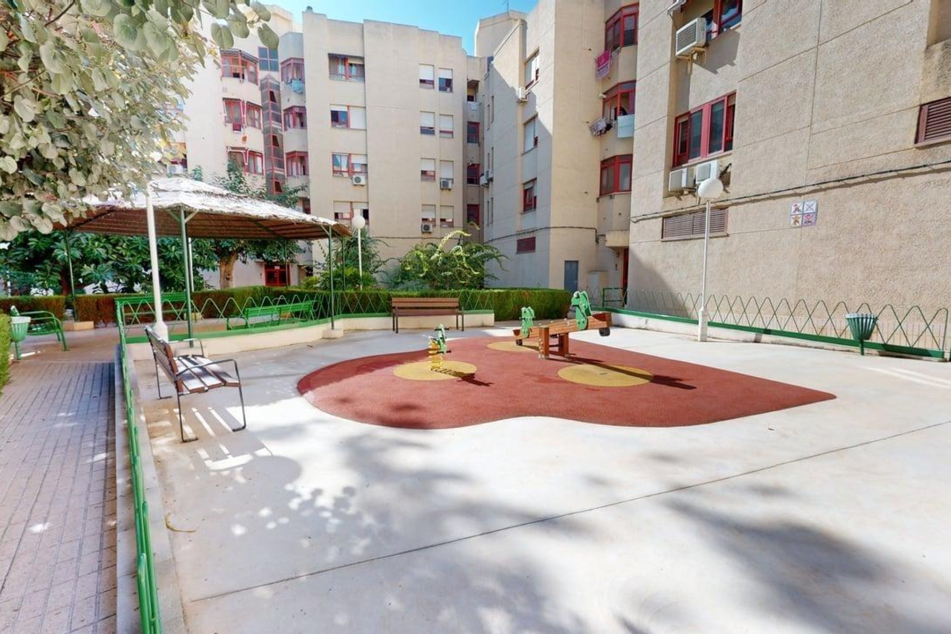 Resale - Apartment / flat - Villajoyosa - Pueblo
