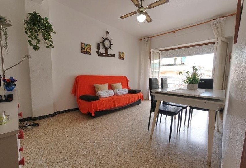 Resale - Apartment - Santa Pola - Centro