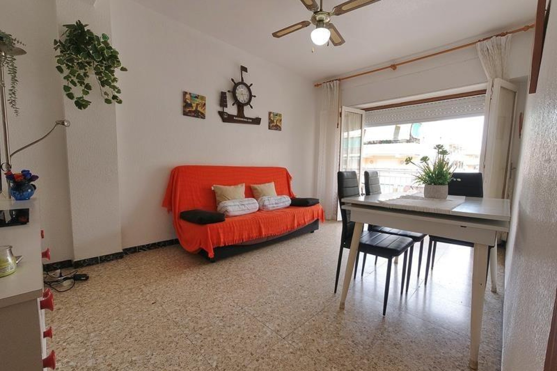 Resale - Apartment - Santa Pola - Centro