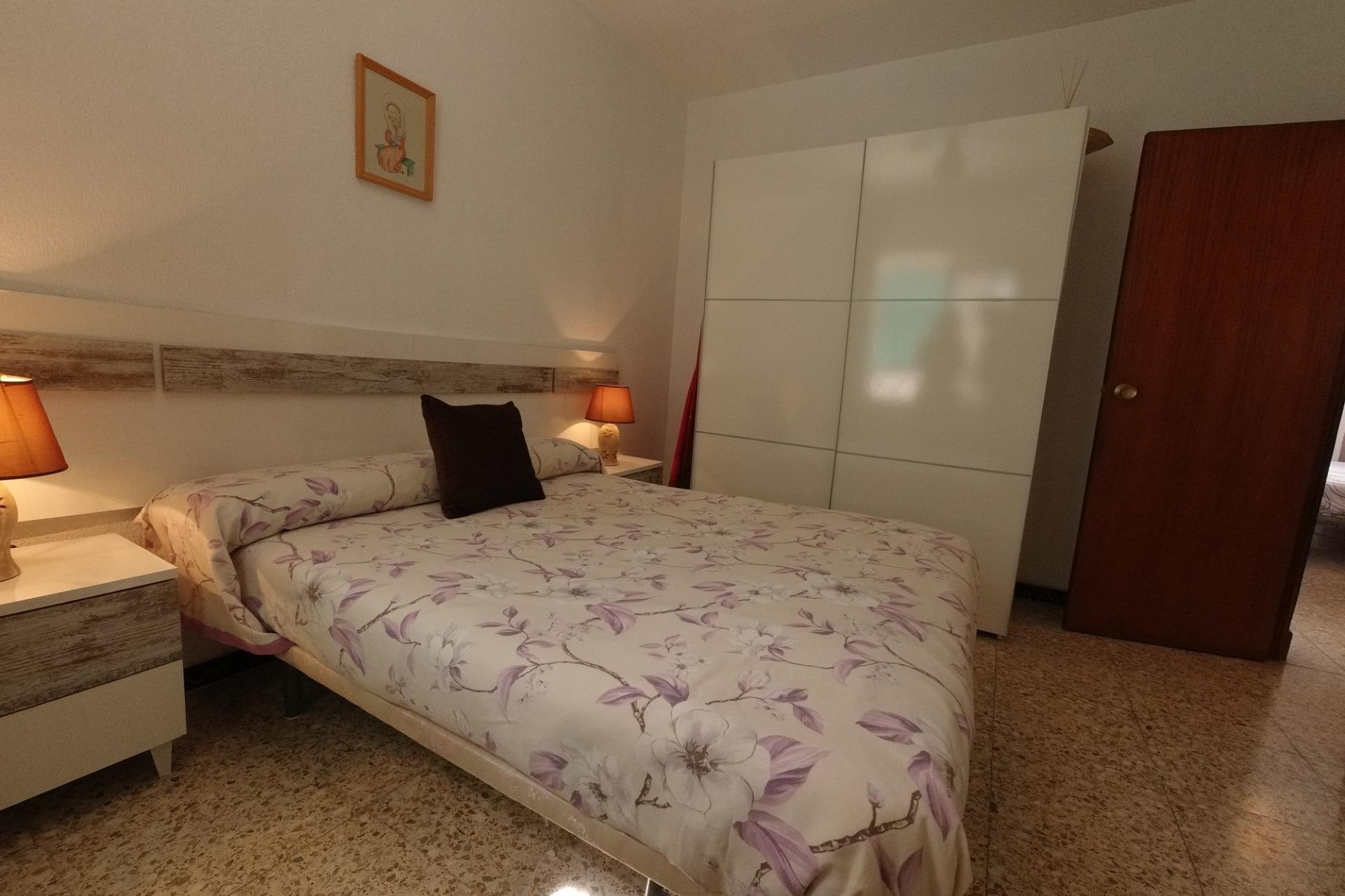 Resale - Apartment - Santa Pola - Centro