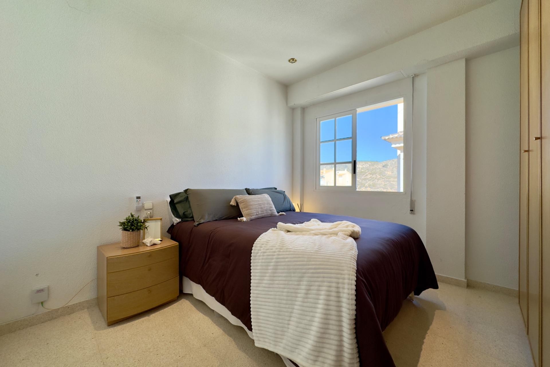 Resale - Apartment - Santa Pola - Santiago bernabeu