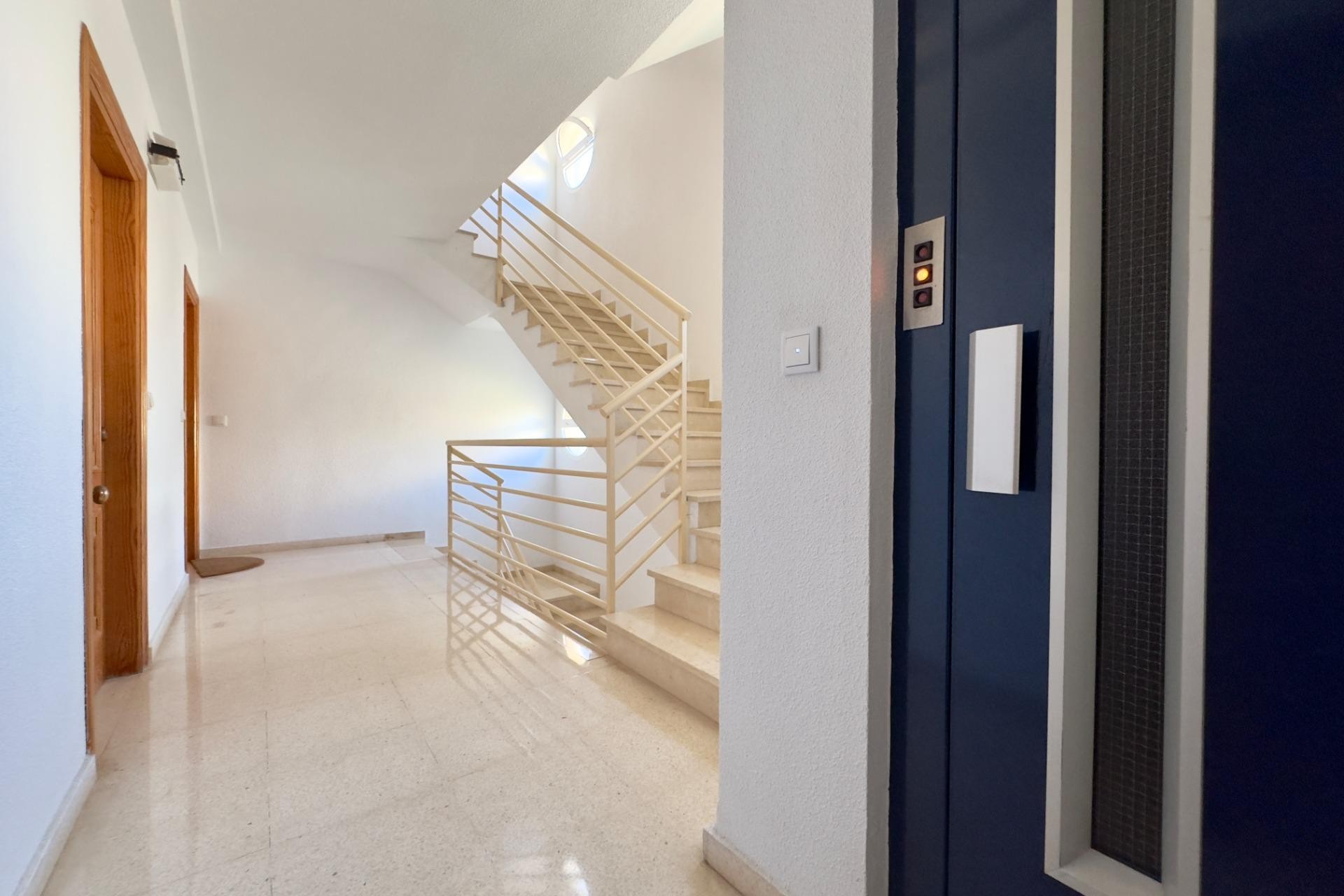 Resale - Apartment - Santa Pola - Santiago bernabeu