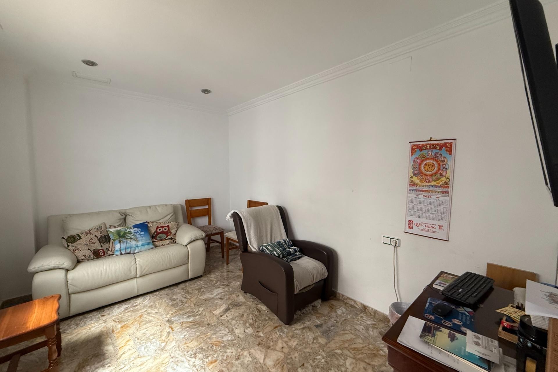 Resale - Building - Elche - Center