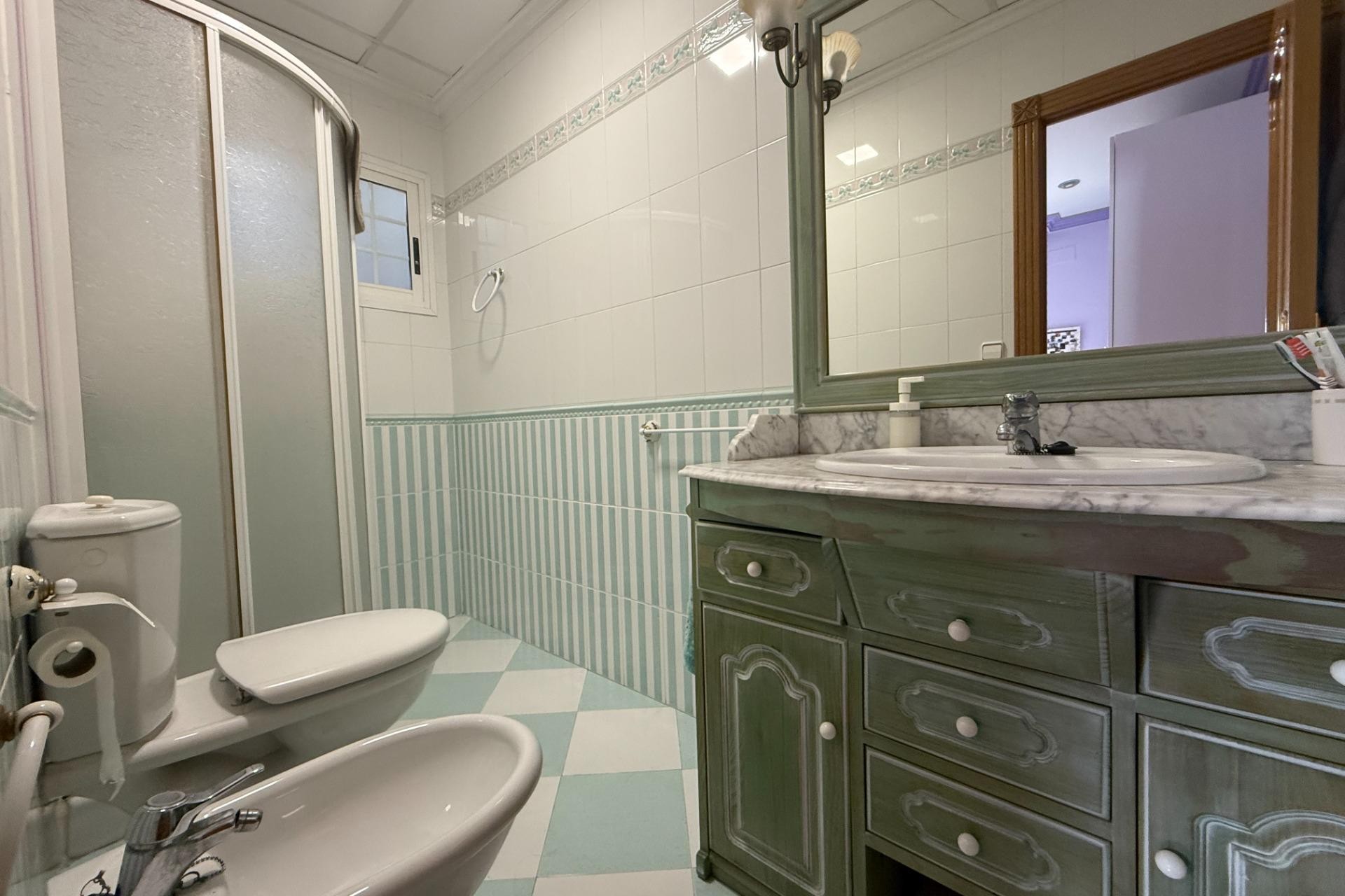 Resale - Building - Elche - Center