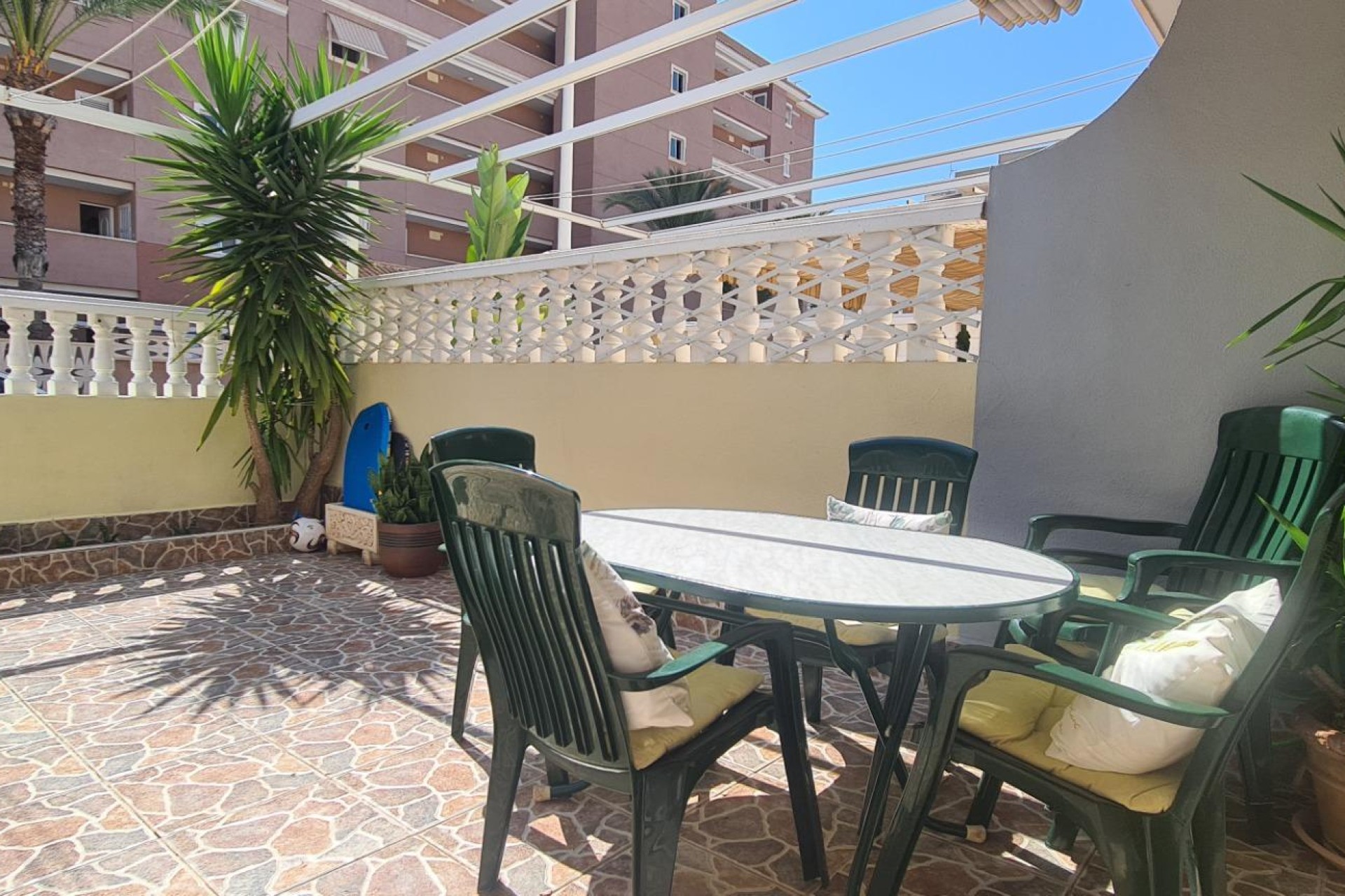 Resale - Bungalow - Arenales del Sol