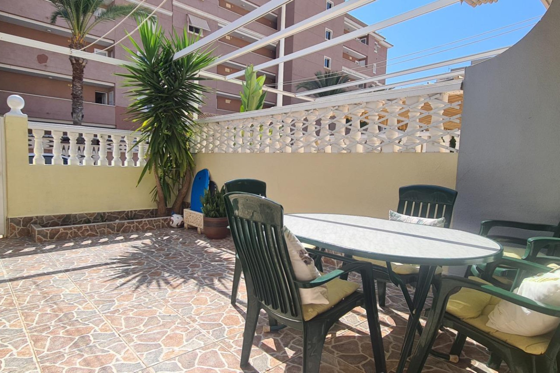 Resale - Bungalow - Arenales del Sol