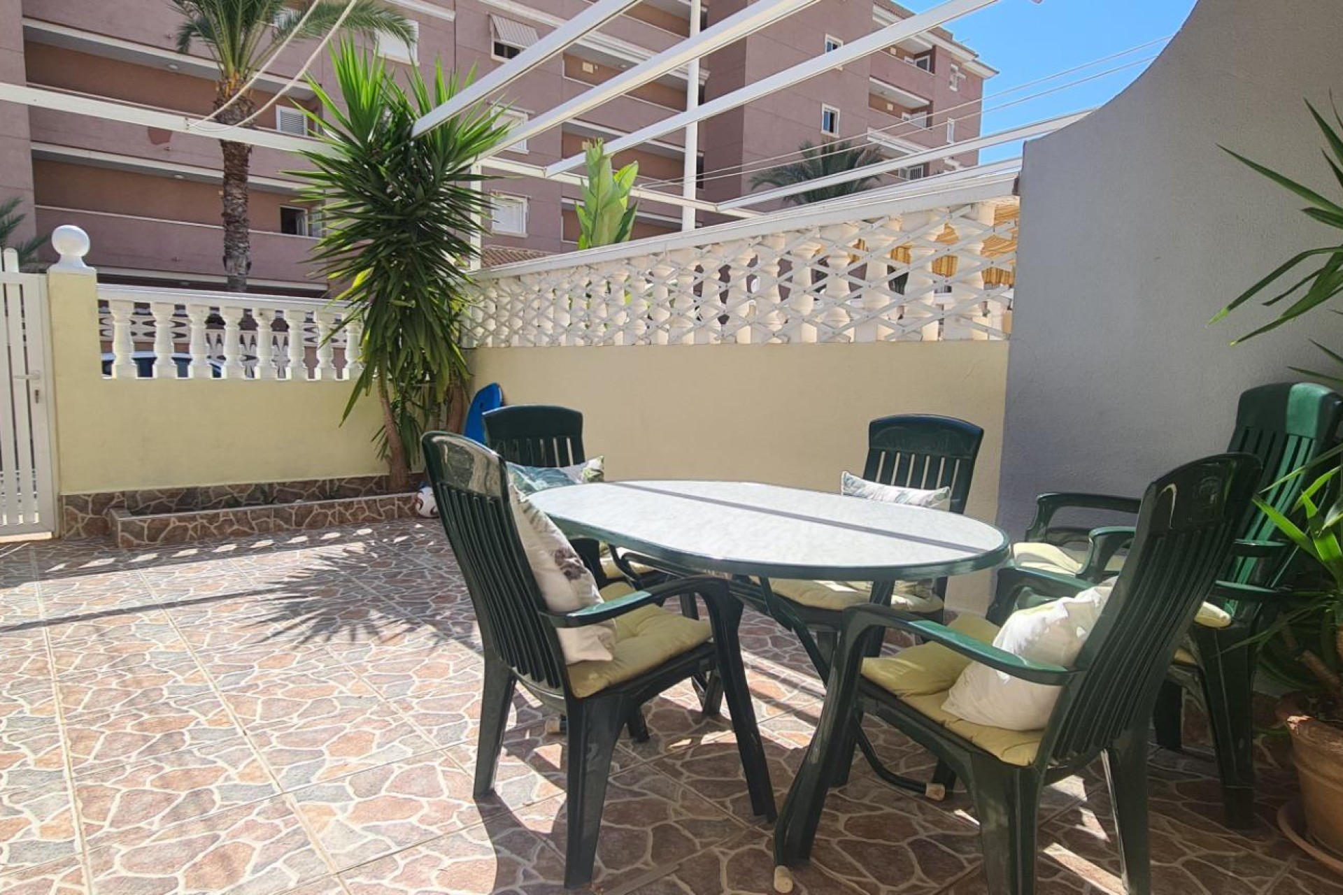 Resale - Bungalow - Arenales del Sol