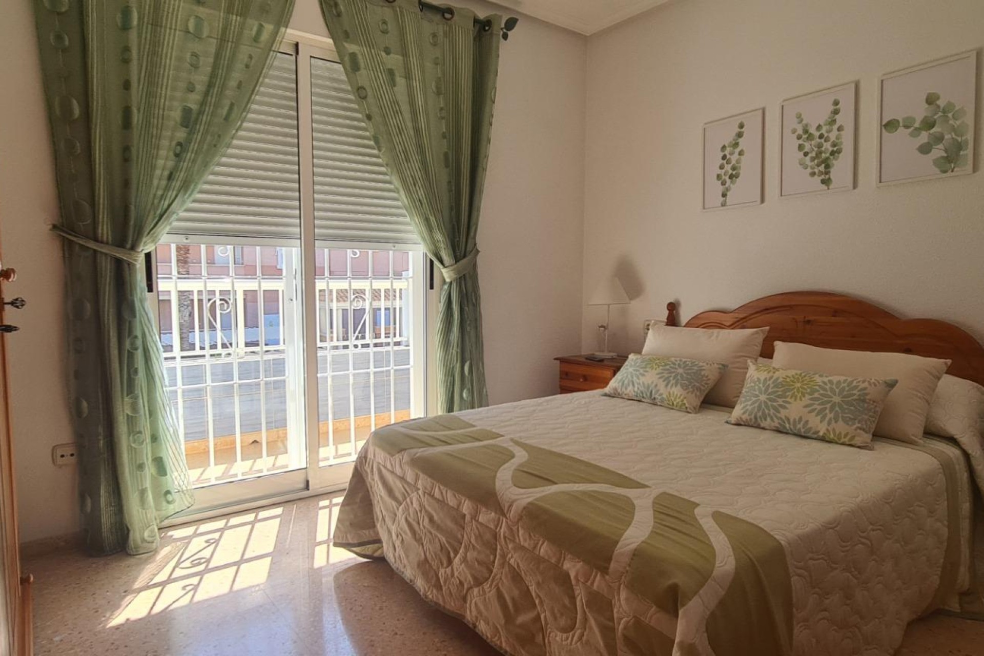 Resale - Bungalow - Arenales del Sol