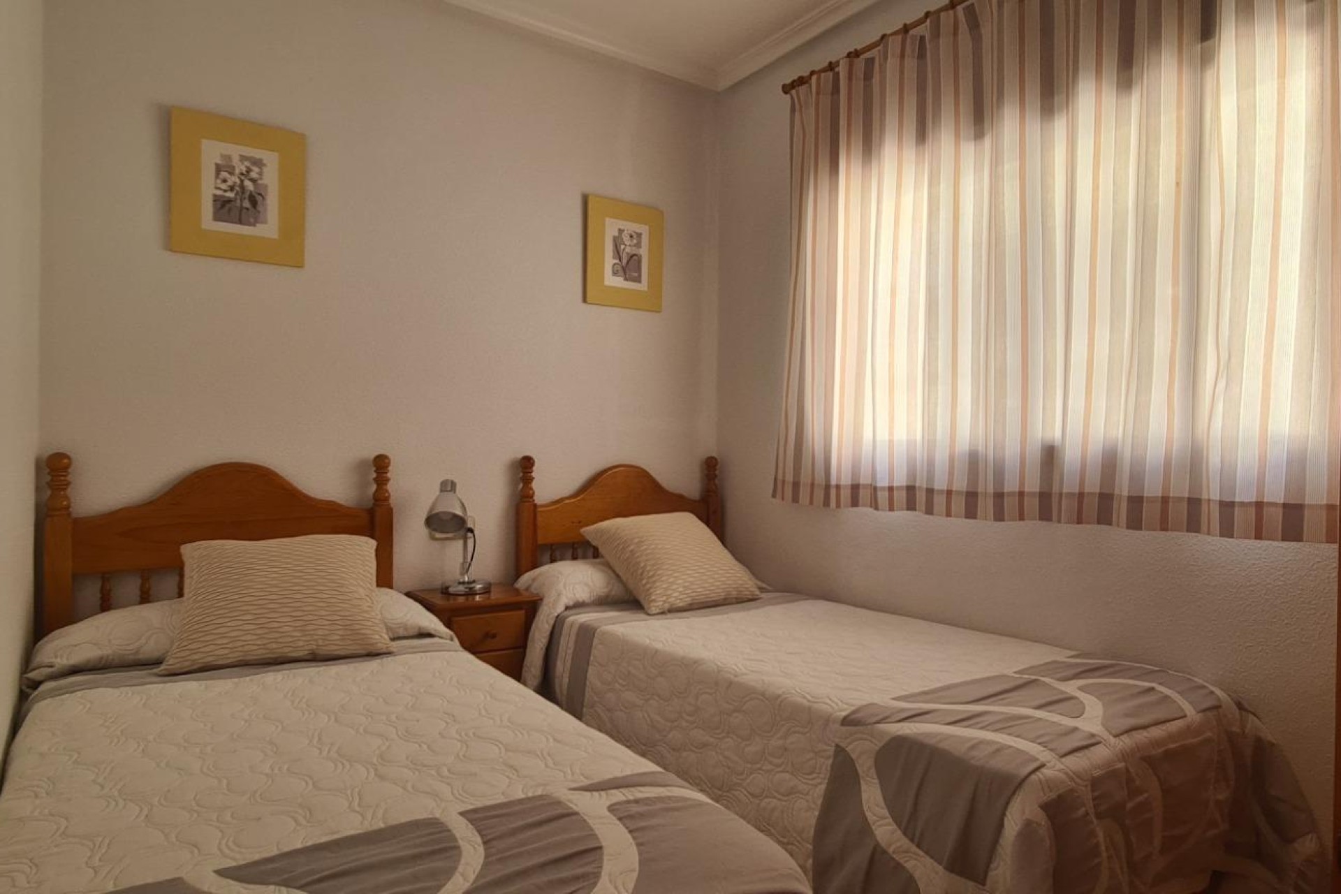 Resale - Bungalow - Arenales del Sol