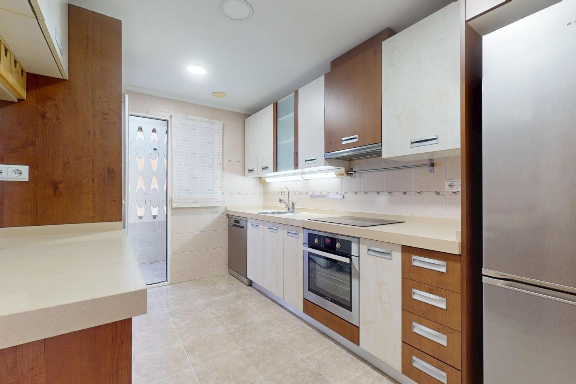 Resale - Bungalow - Elche - Campo de Fútbol