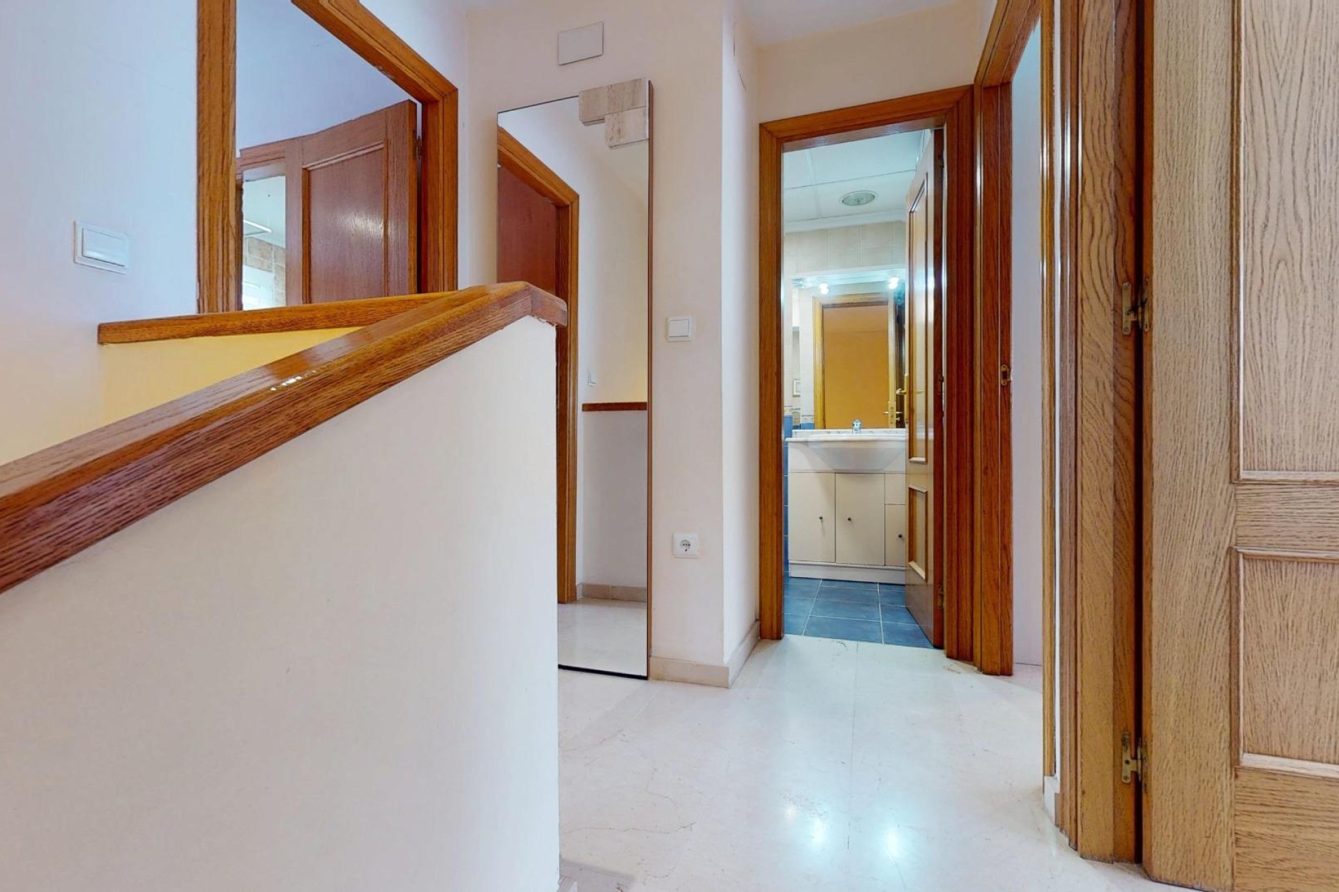 Resale - Bungalow - Elche - Campo de Fútbol