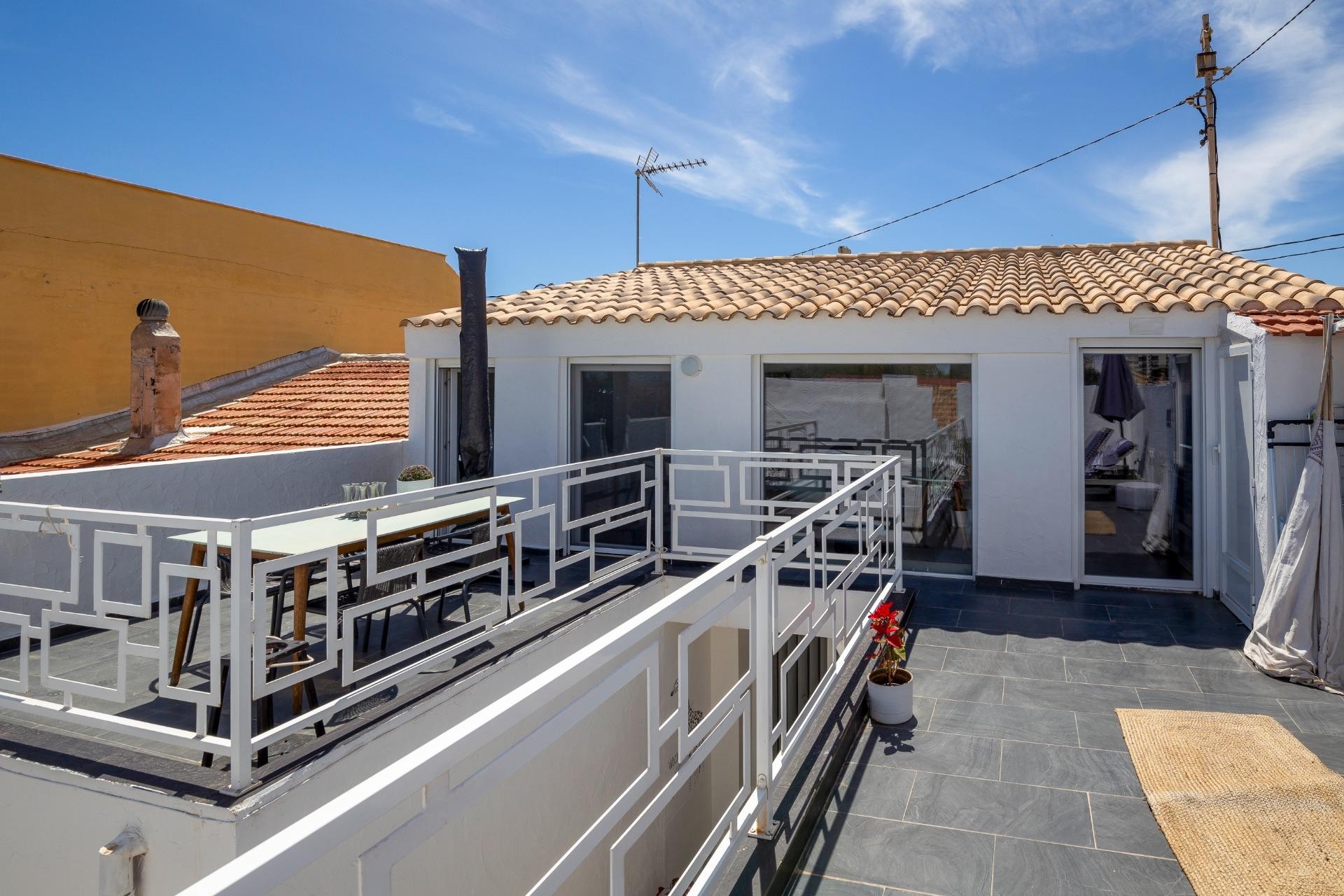 Resale - Bungalow - La marina - Elche