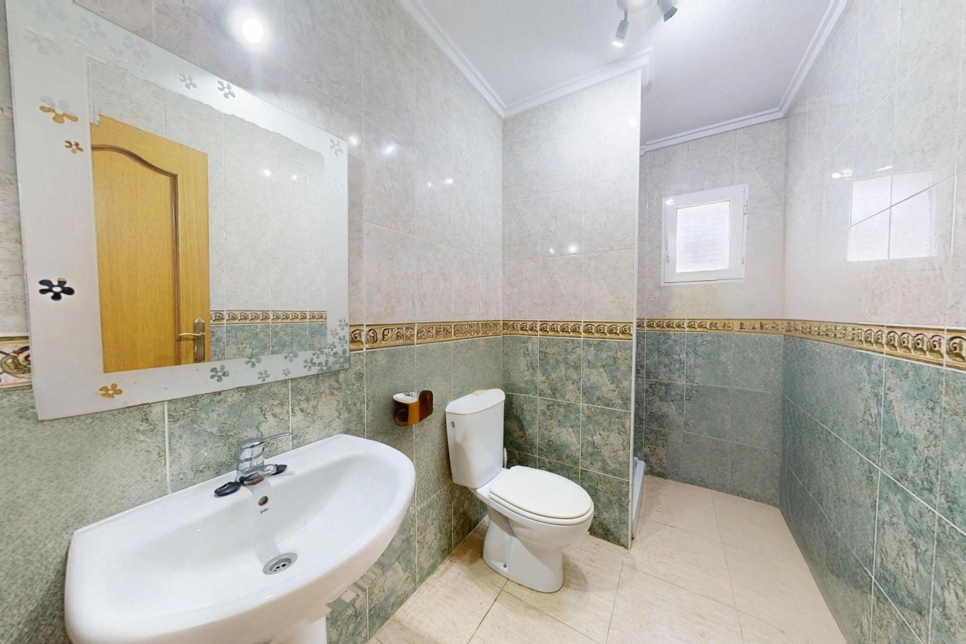 Resale - Bungalow - Monforte del Cid - Monforte cid