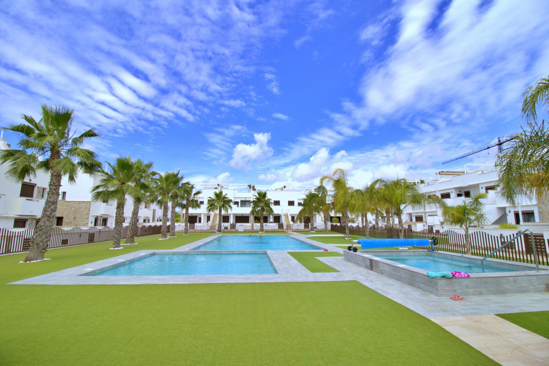 Resale - Bungalow - Pilar de la Horadada - Torre de la Horadada