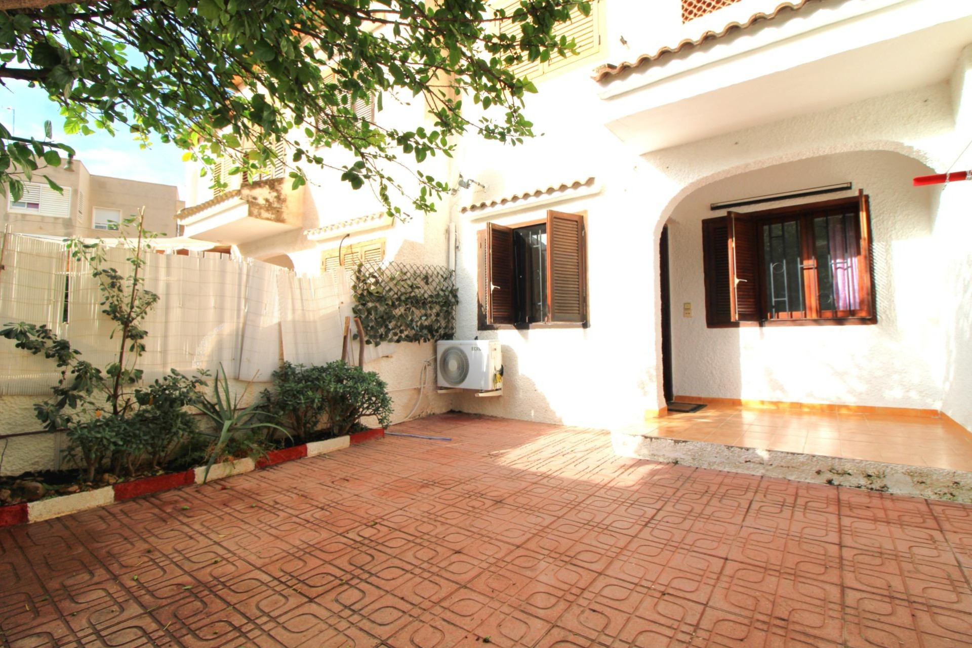Resale - Bungalow - Santa Pola - Calas de Santiago Bernabeu