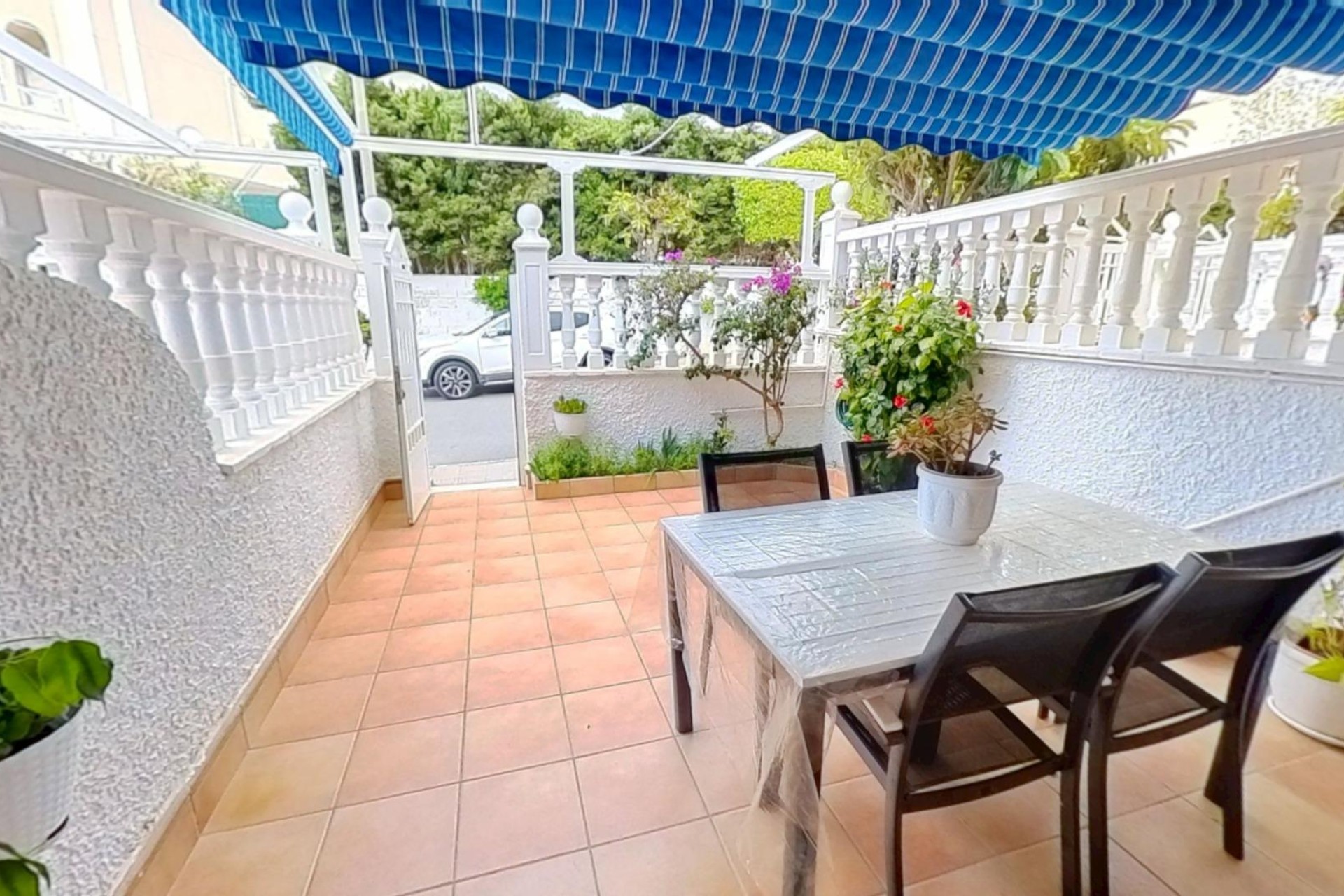 Resale - Bungalow - Santa Pola - Calas de Santiago Bernabeu